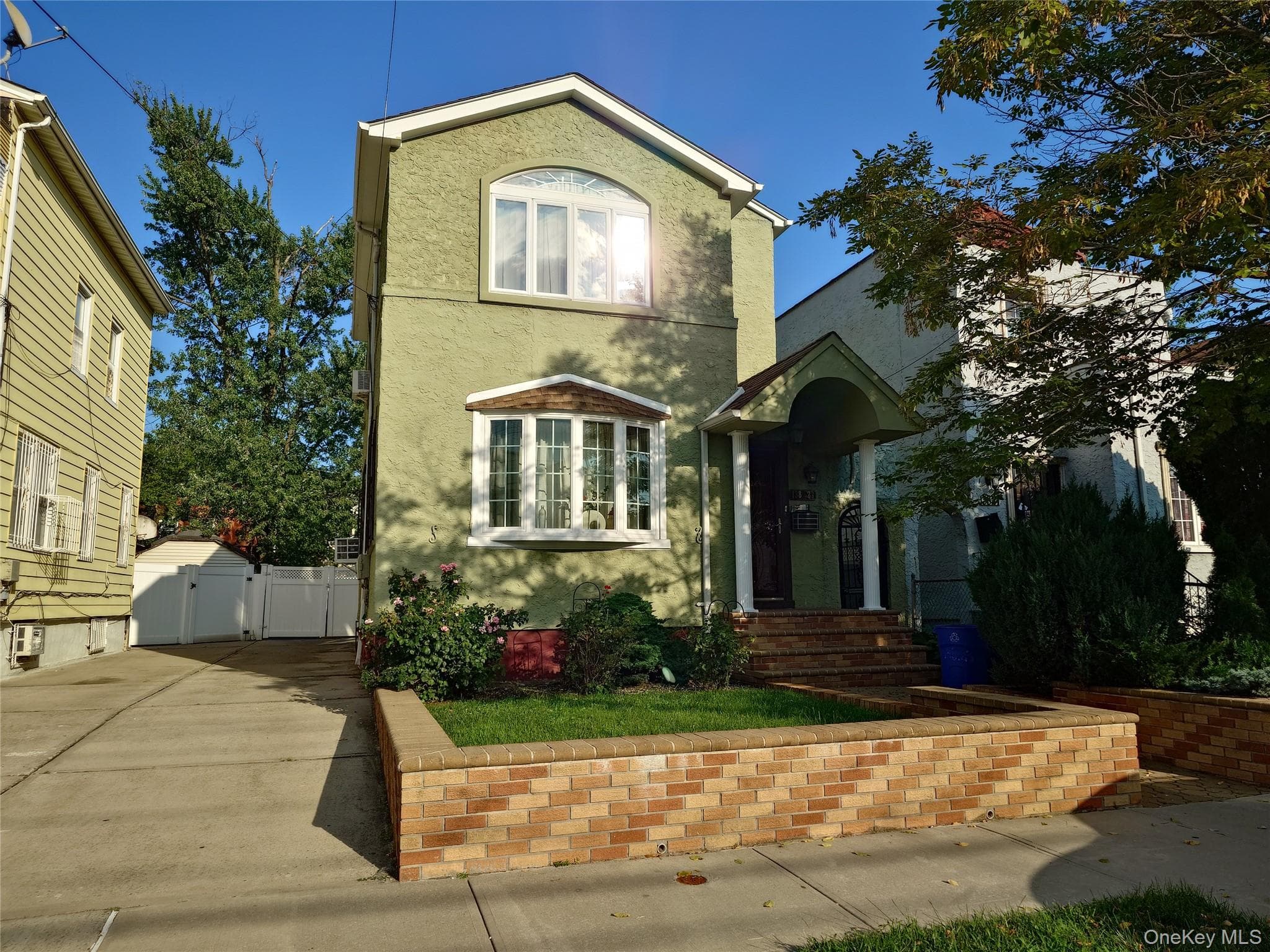 138-23 233rd Street photo 1