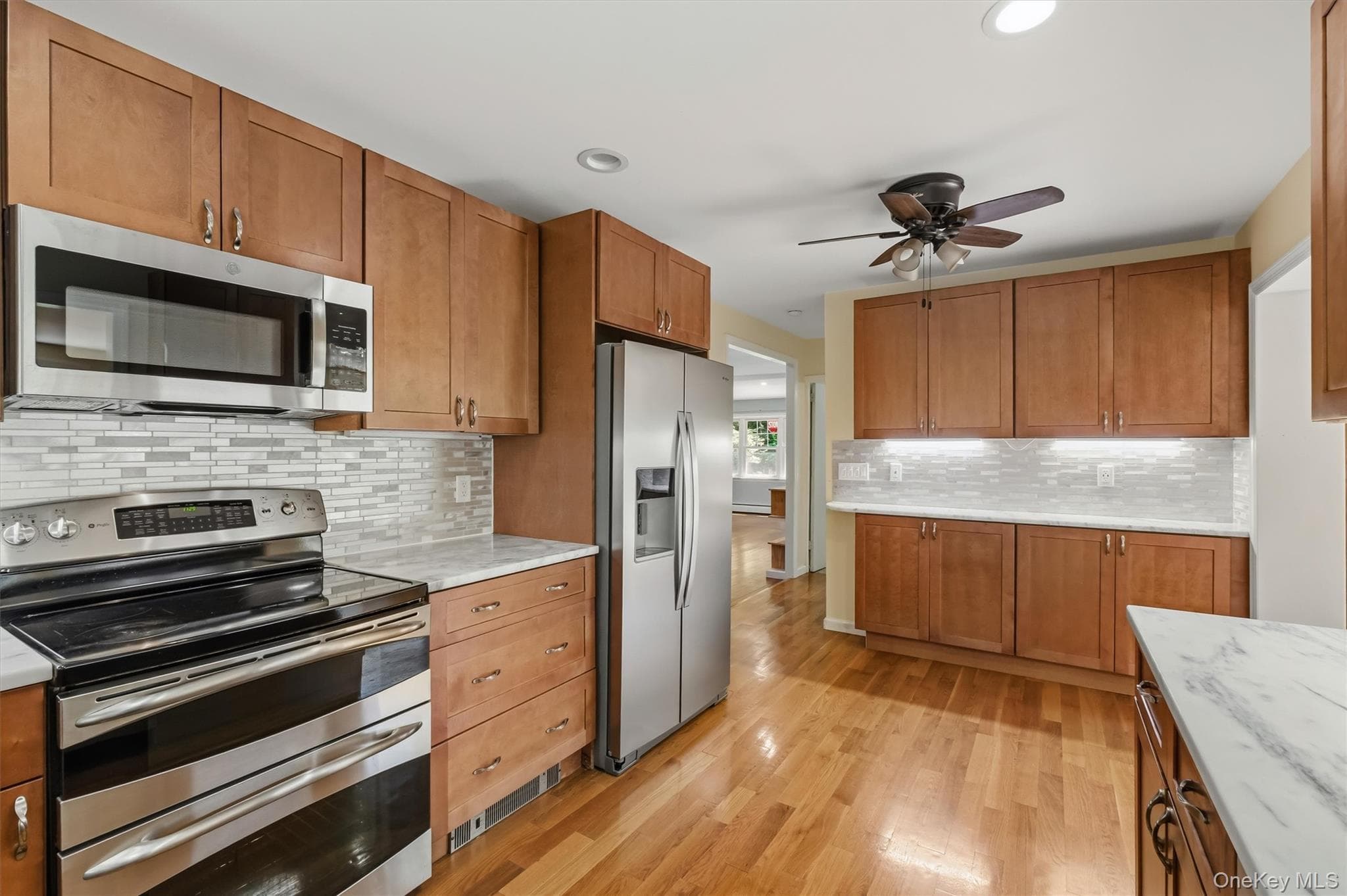 55 Ridge Avenue thumbnail 5