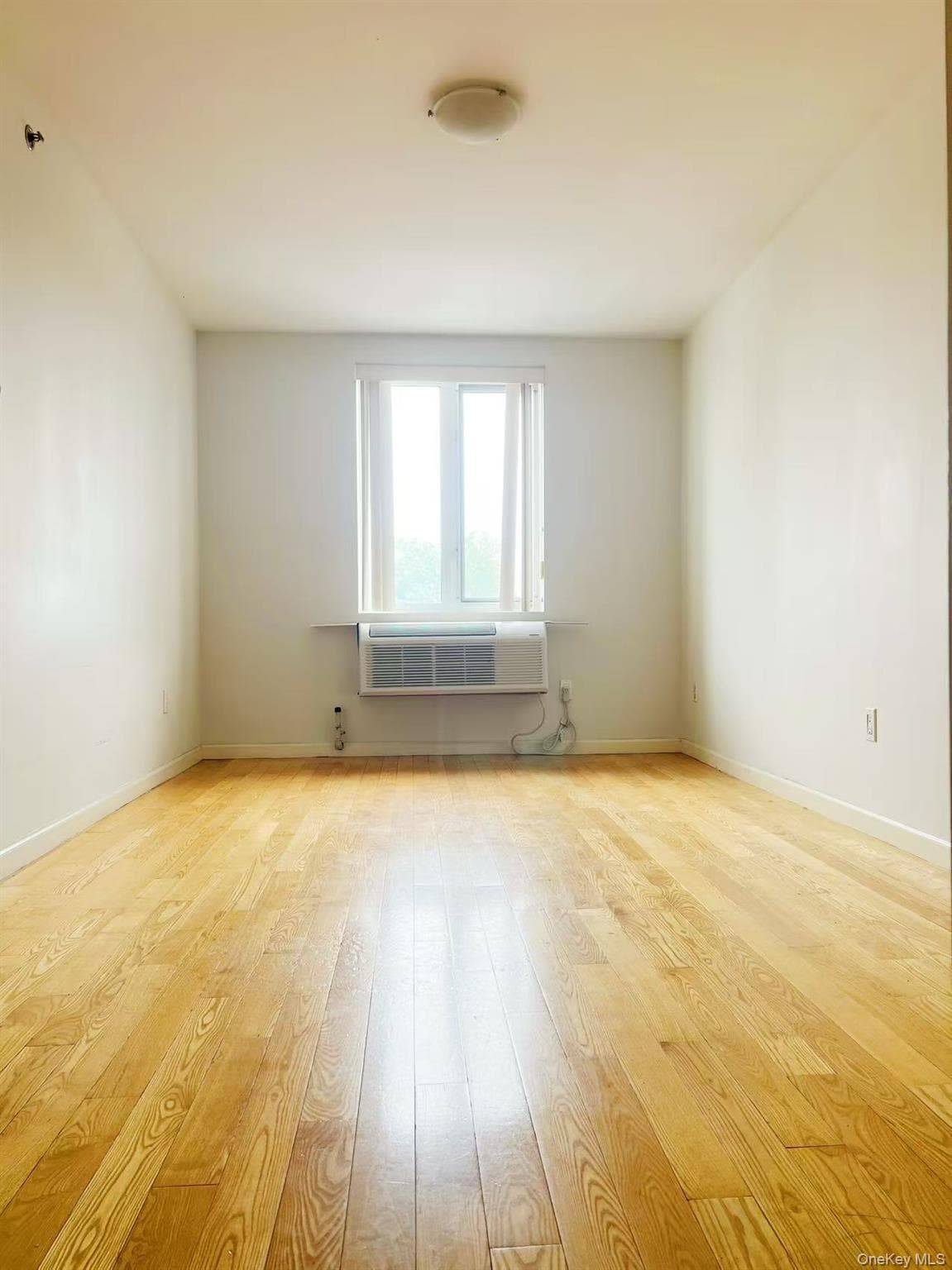 60-70 Woodhaven Boulevard Unit: 3D thumbnail 6