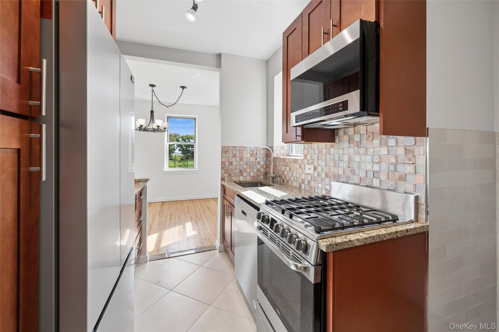 640 W 231 Street Unit: 5H thumbnail 6