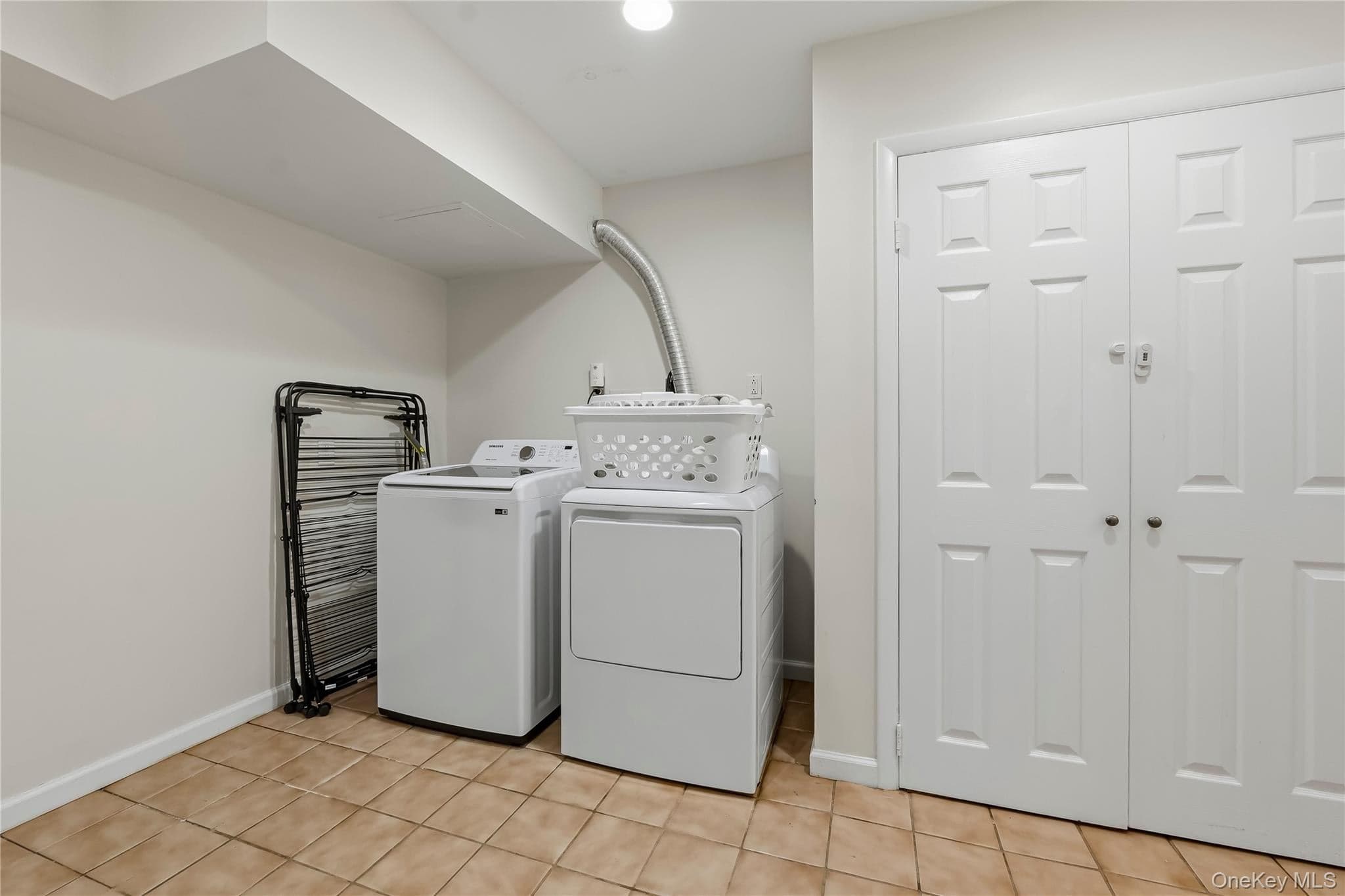629 Belden Street thumbnail 36