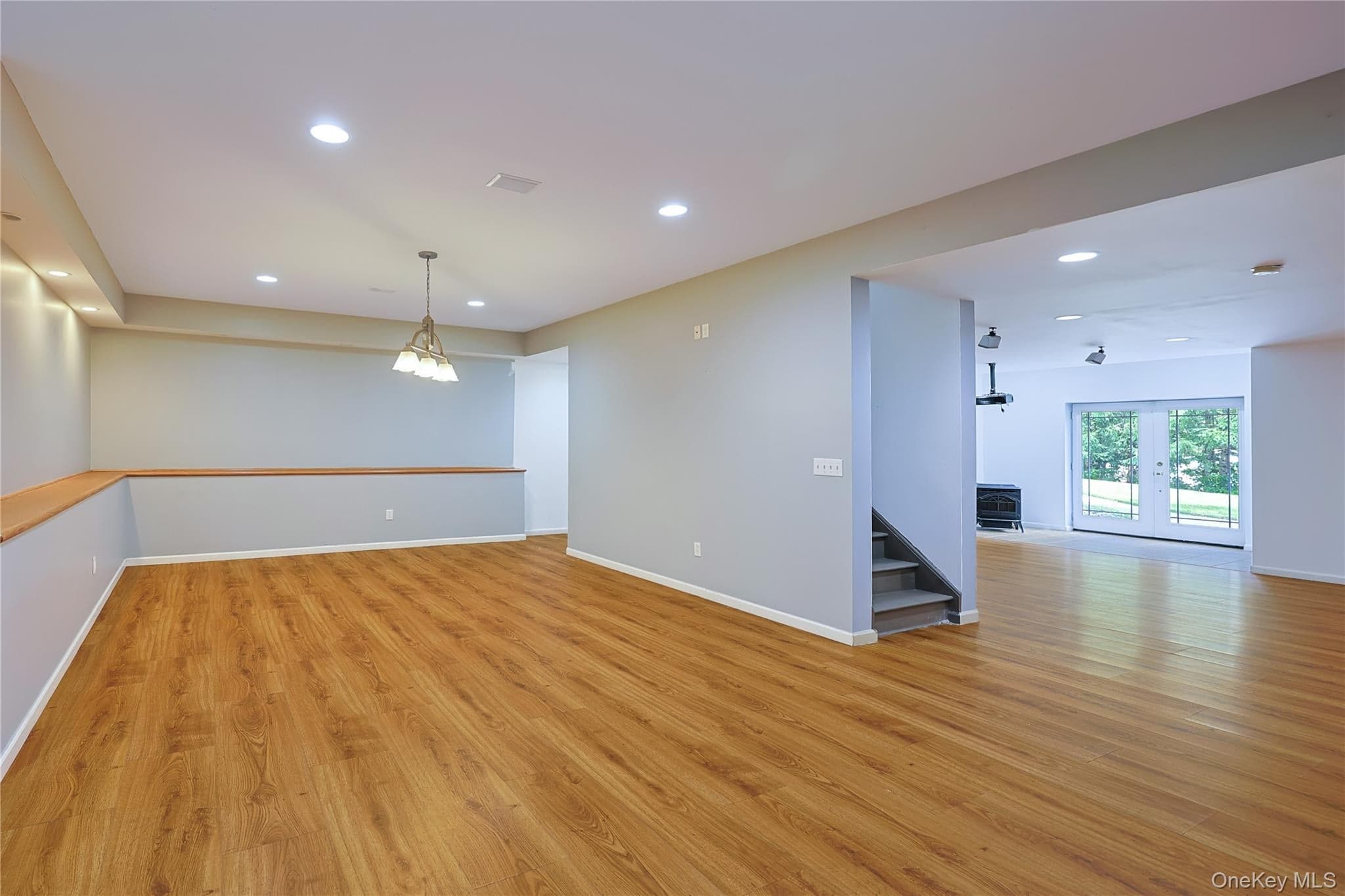 1010 Pine View thumbnail 27