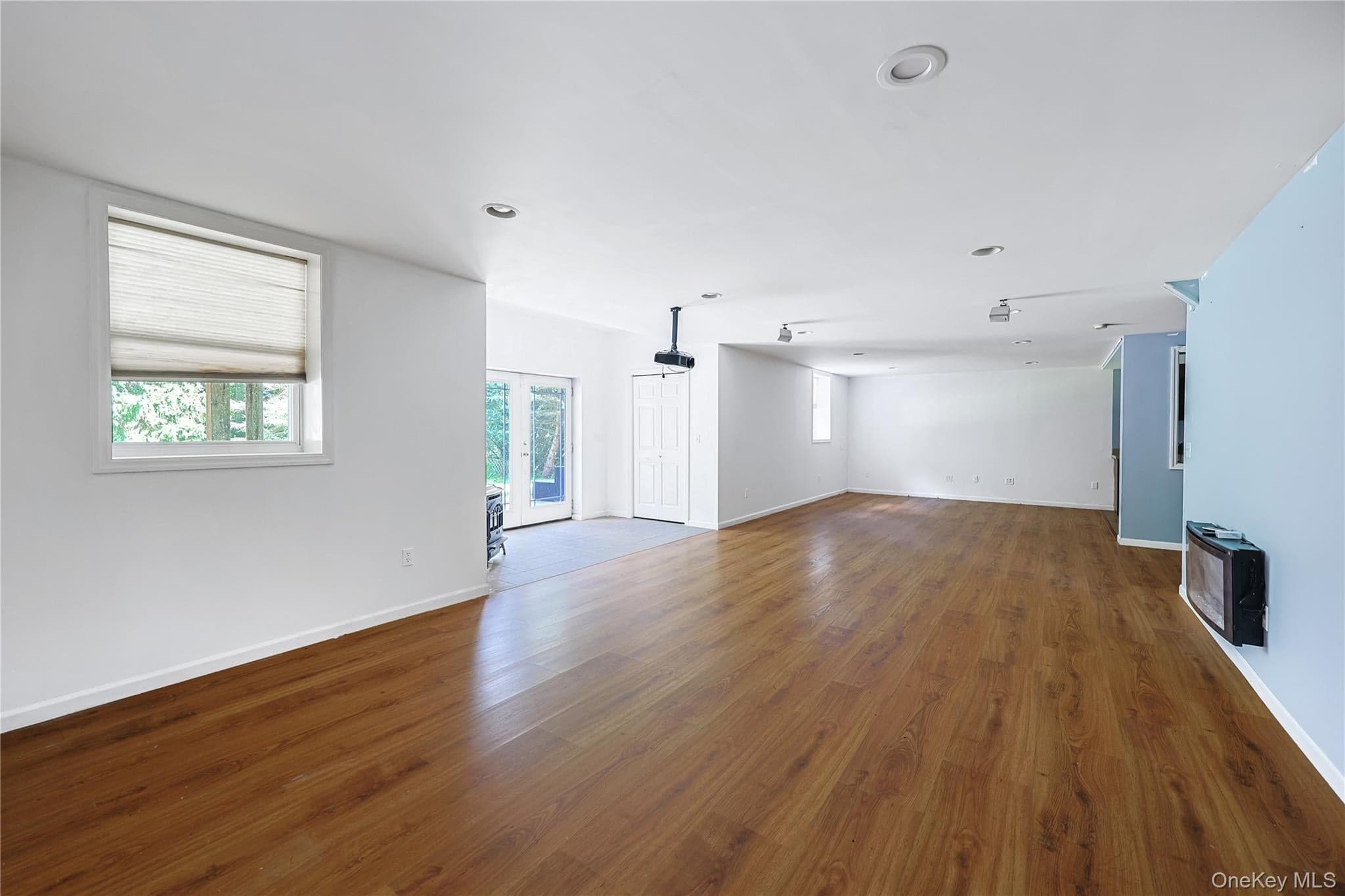 1010 Pine View thumbnail 28