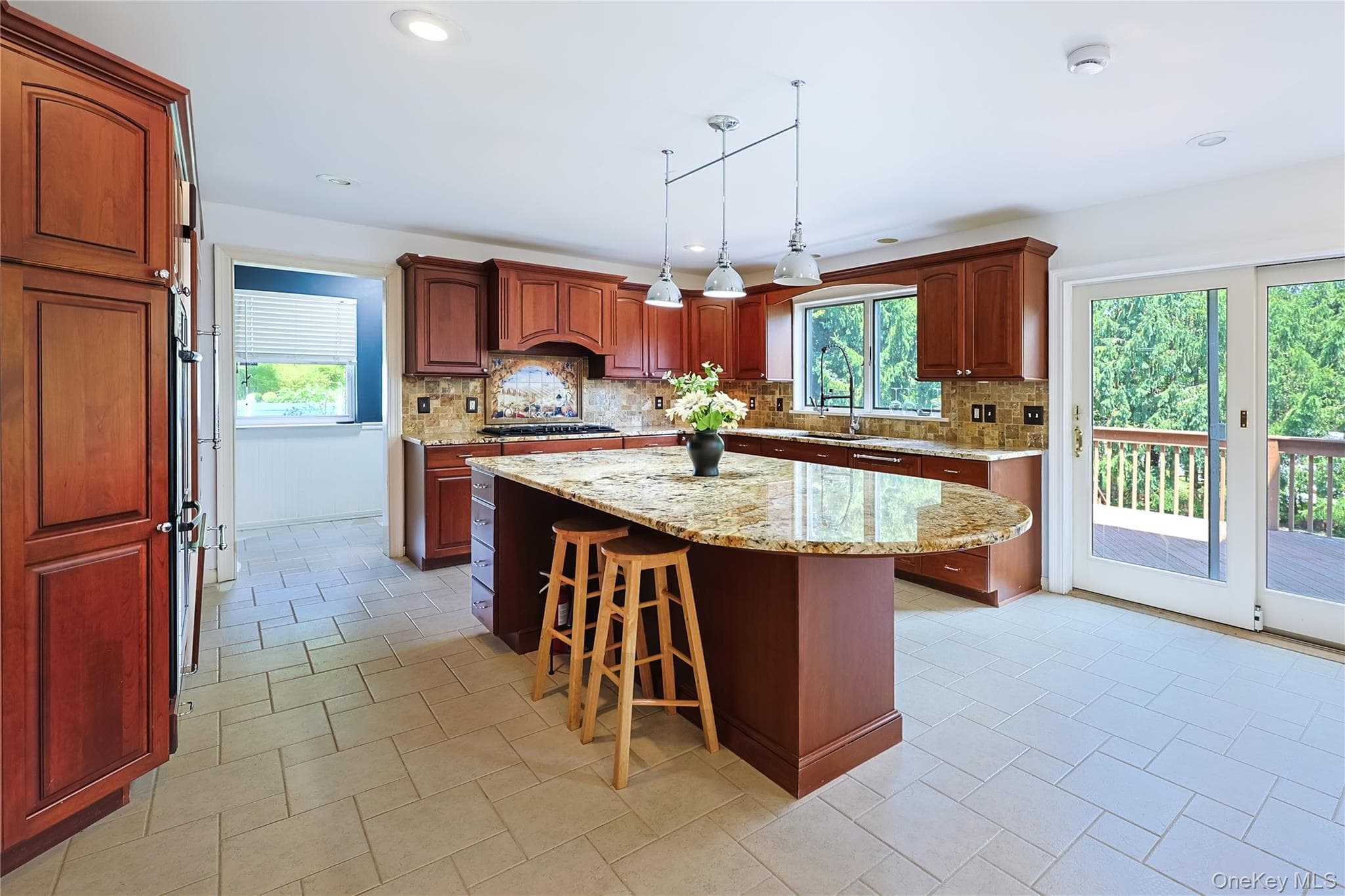 1010 Pine View thumbnail 6