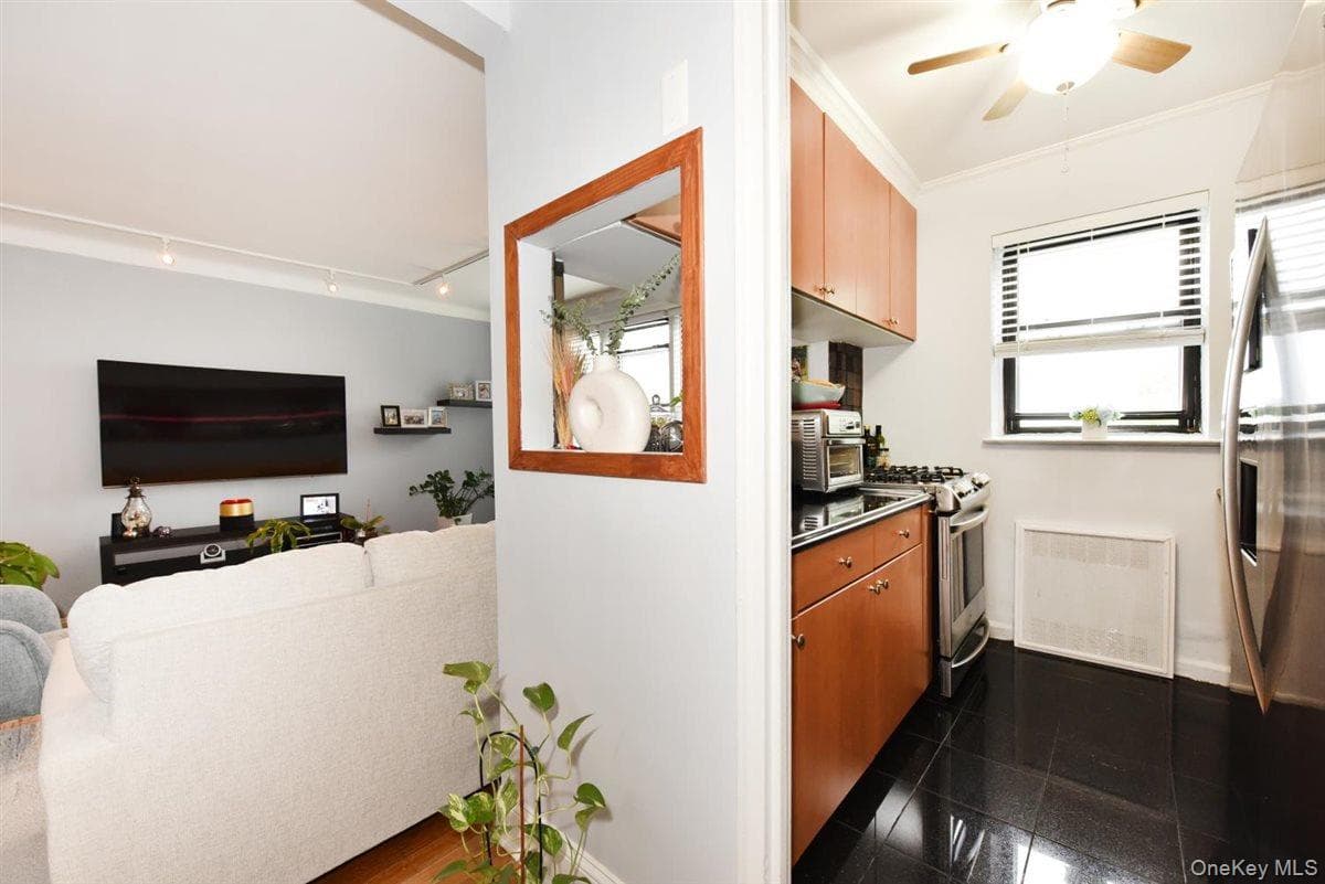143-50 Hoover Avenue Unit: 503 thumbnail 11