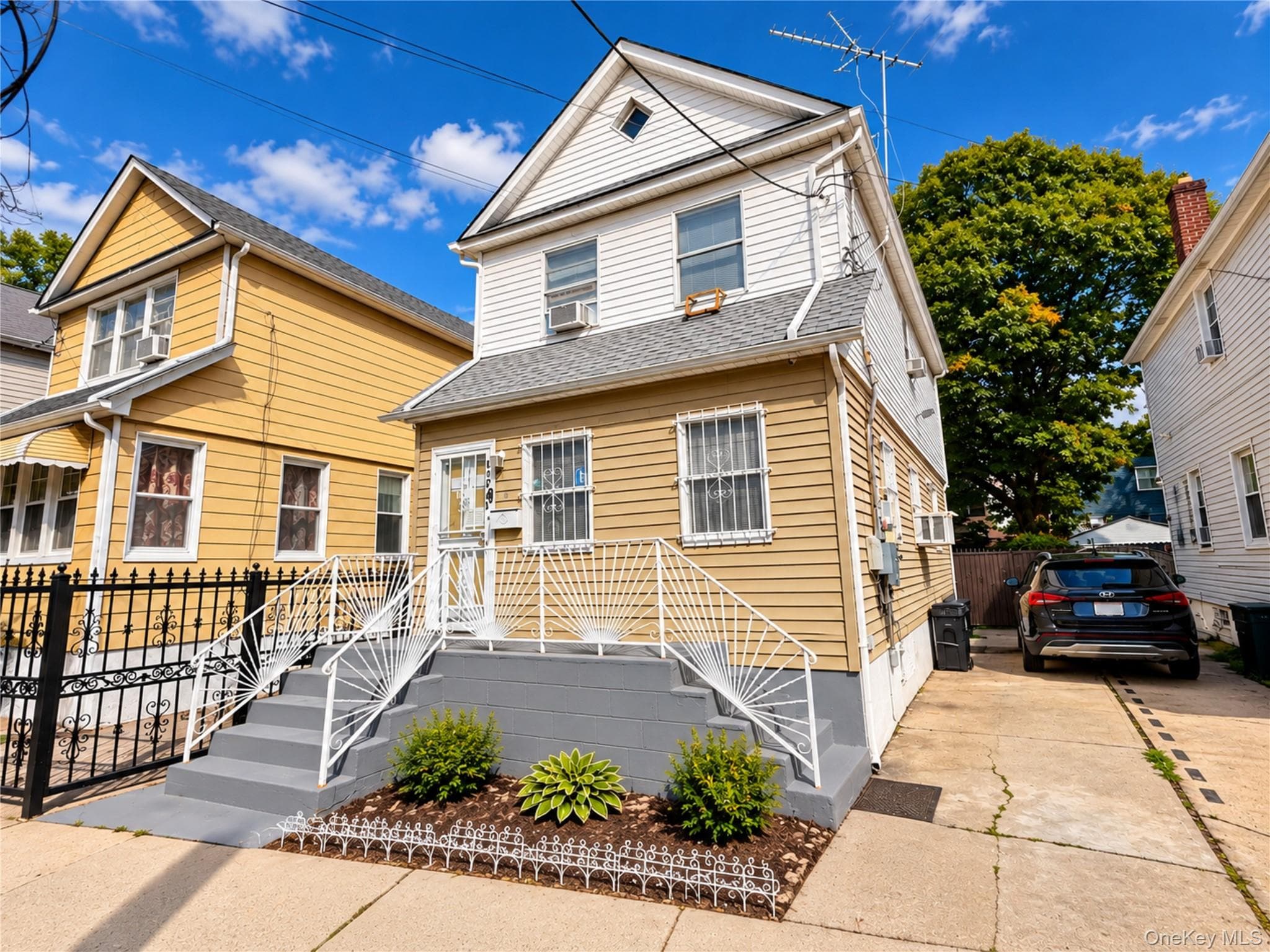 110-43 159 Street thumbnail 2
