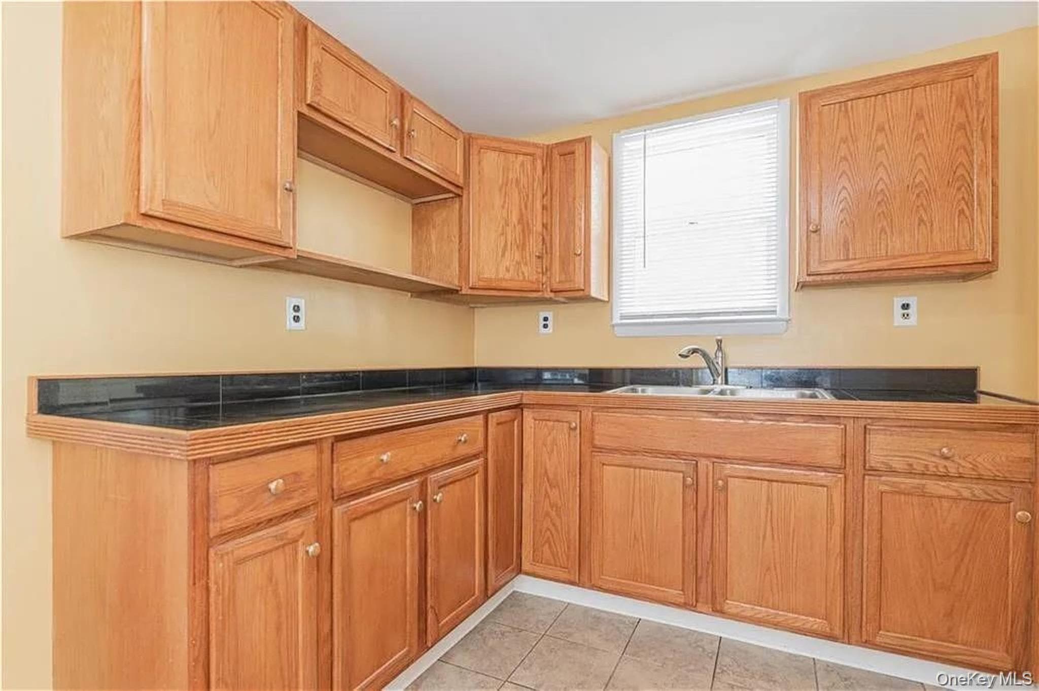 110-43 159 Street thumbnail 7