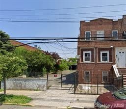 717 E 226th Street, Bronx