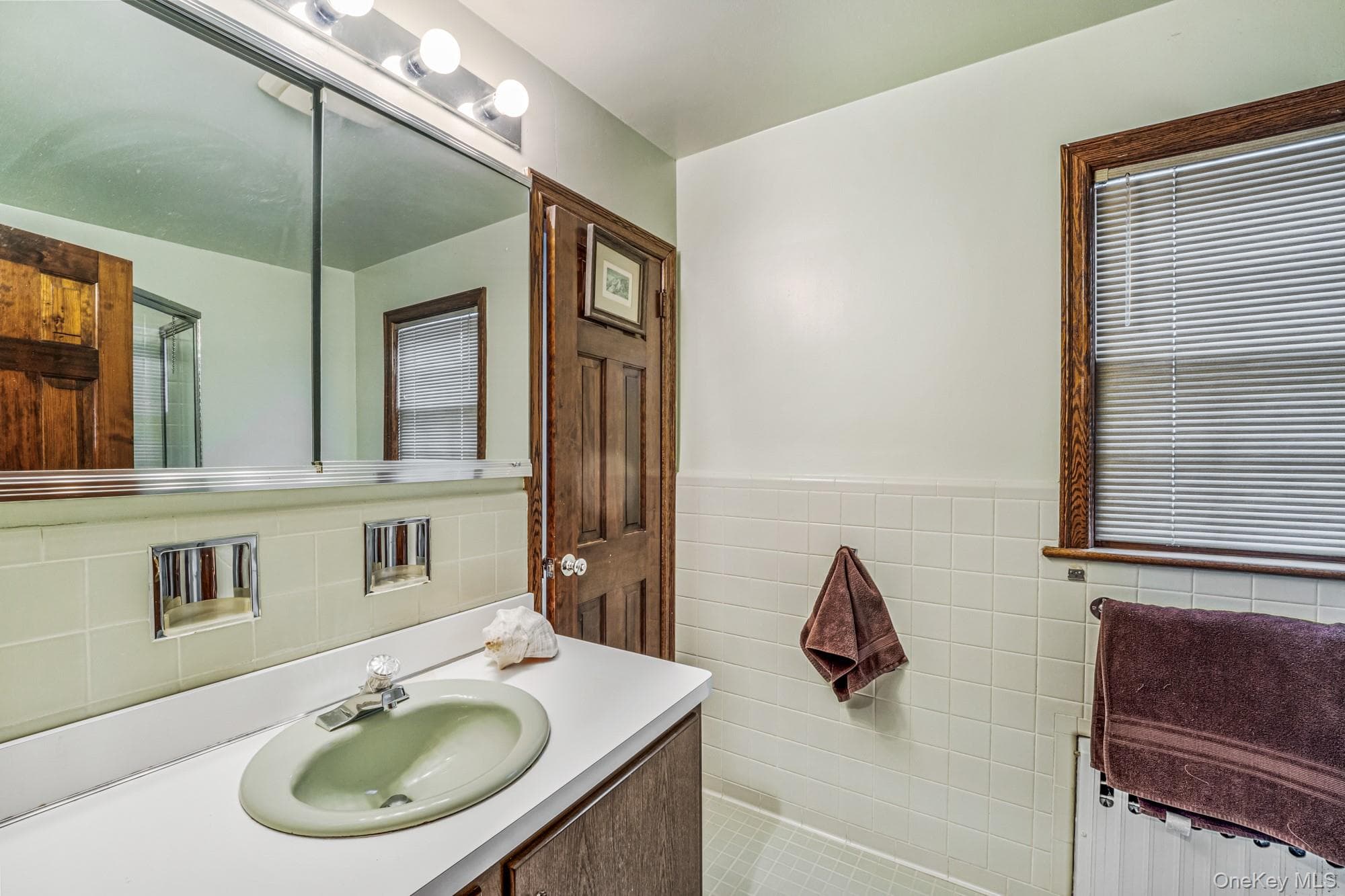 31 Puritan Avenue thumbnail 23