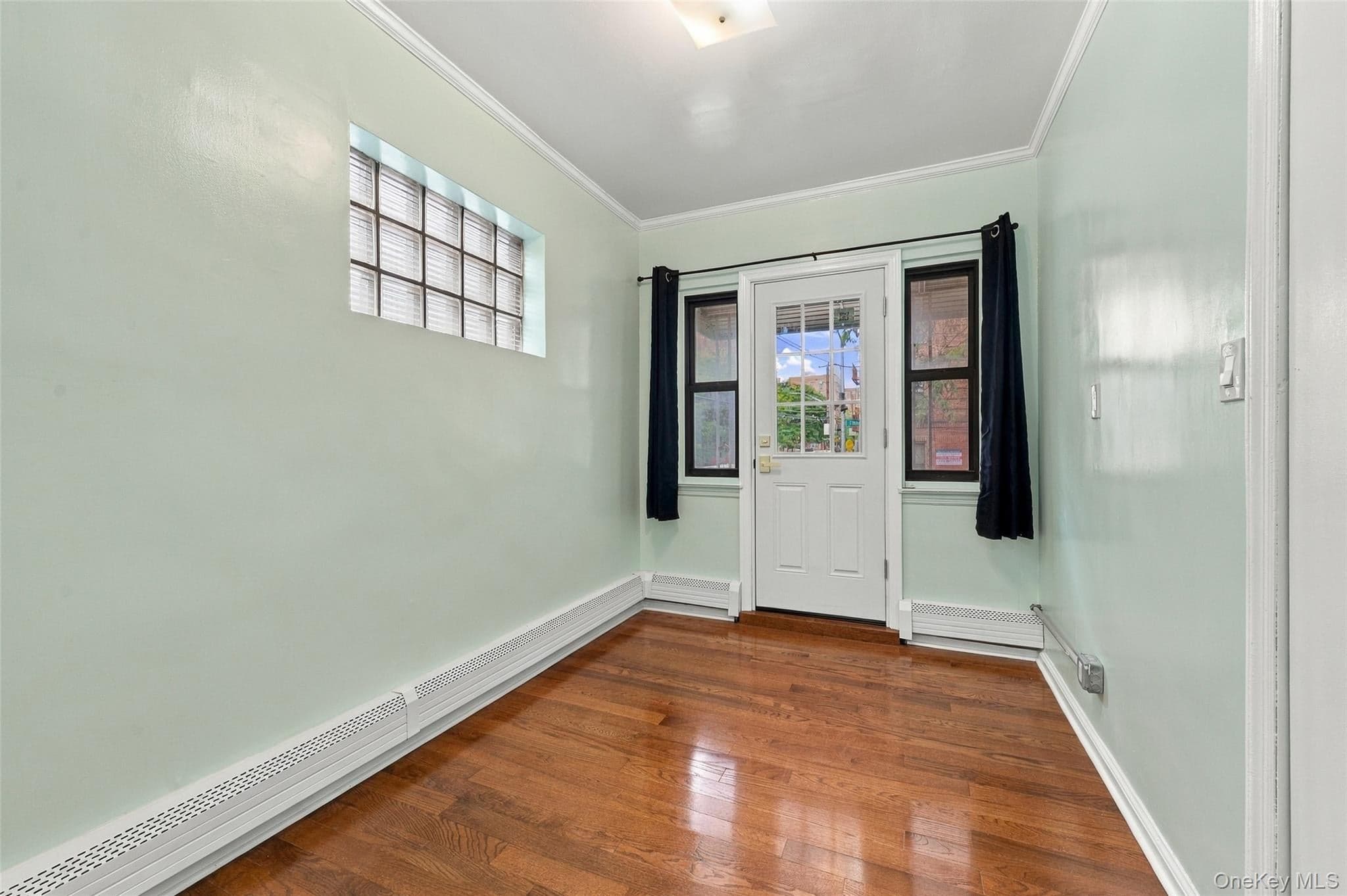 86-02 Elmhurst Avenue thumbnail 23