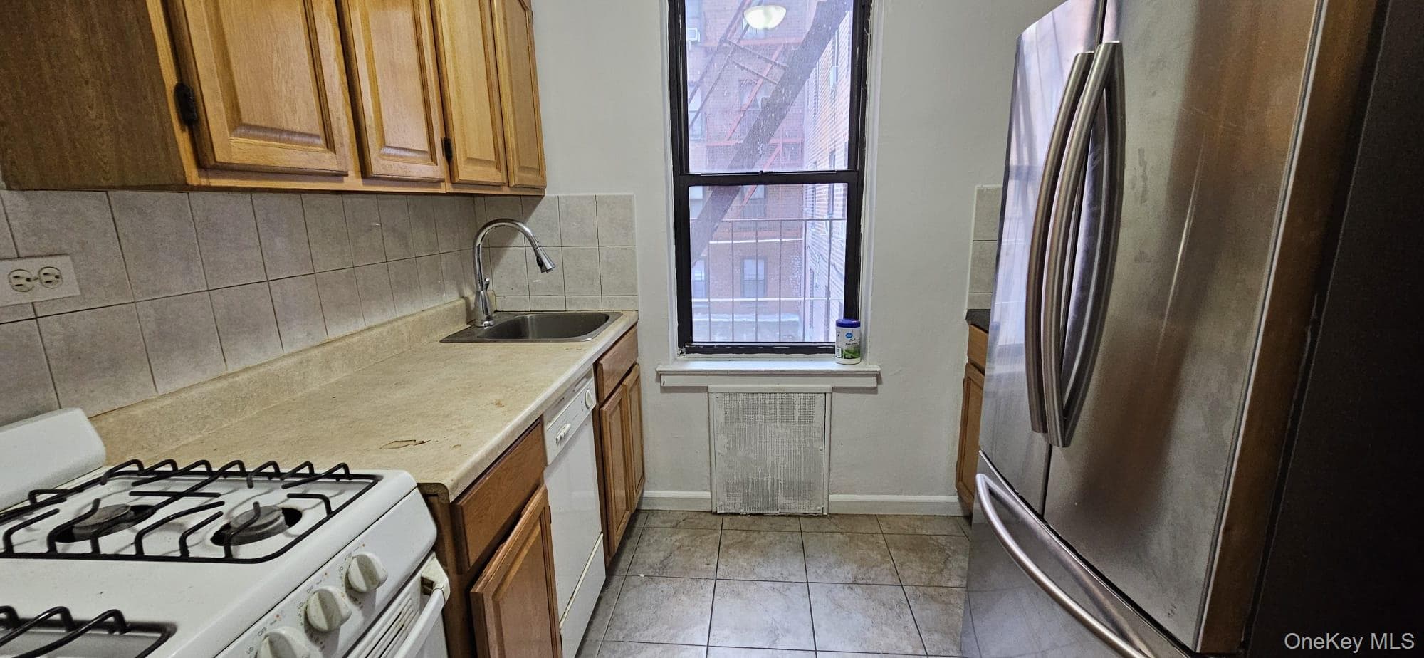 6535 108th Street Unit: B7 thumbnail 9