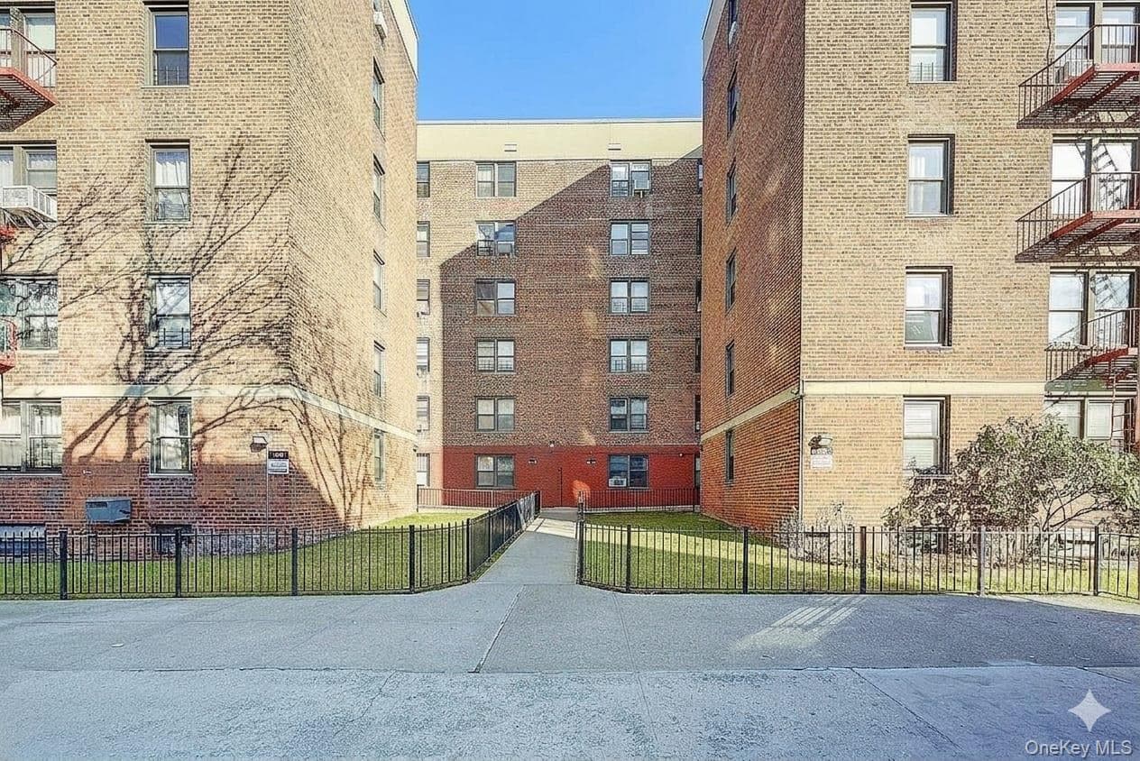 6535 108th Street Unit: B7, Forest Hills