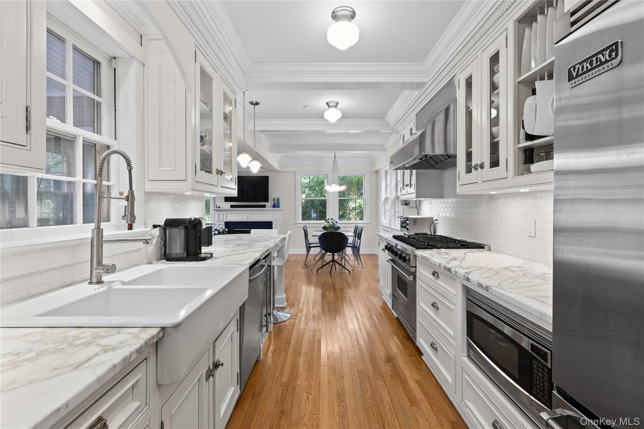131 Douglas Road thumbnail 17