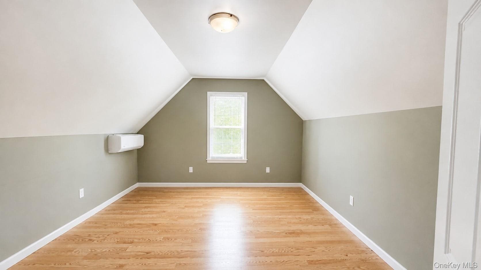 283 William Floyd Parkway thumbnail 33