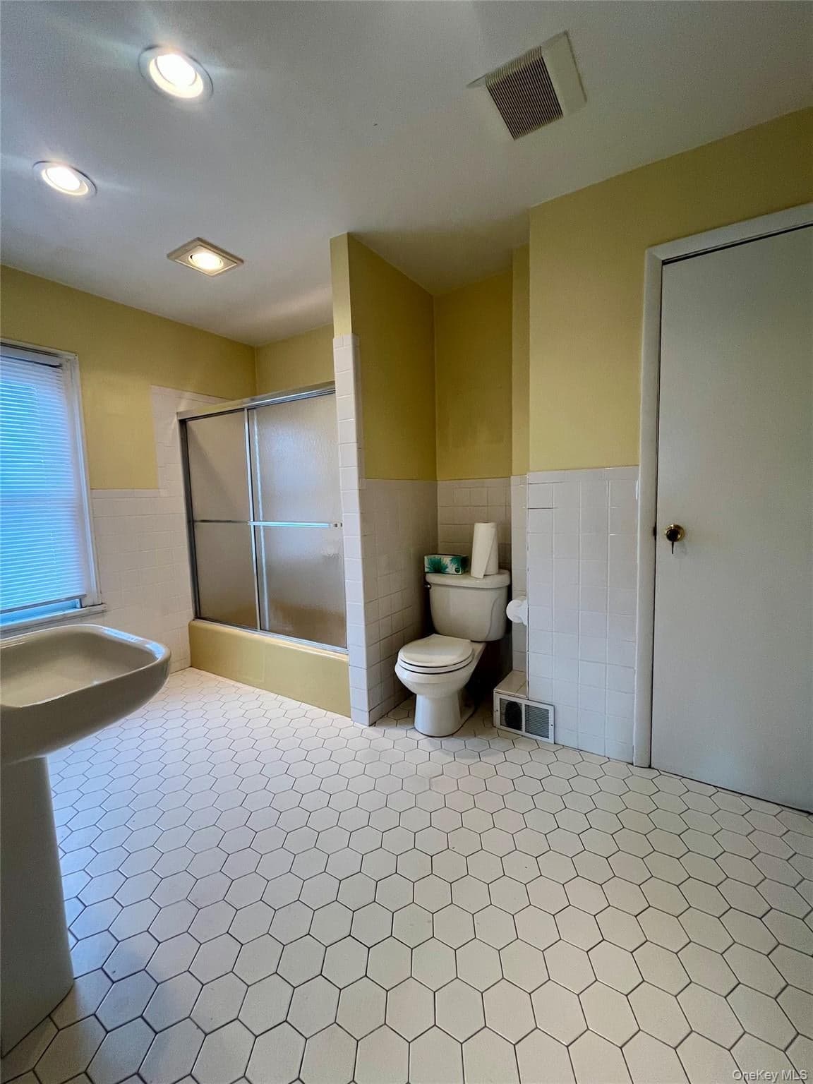 47 Wickham Avenue Unit: 45 thumbnail 14