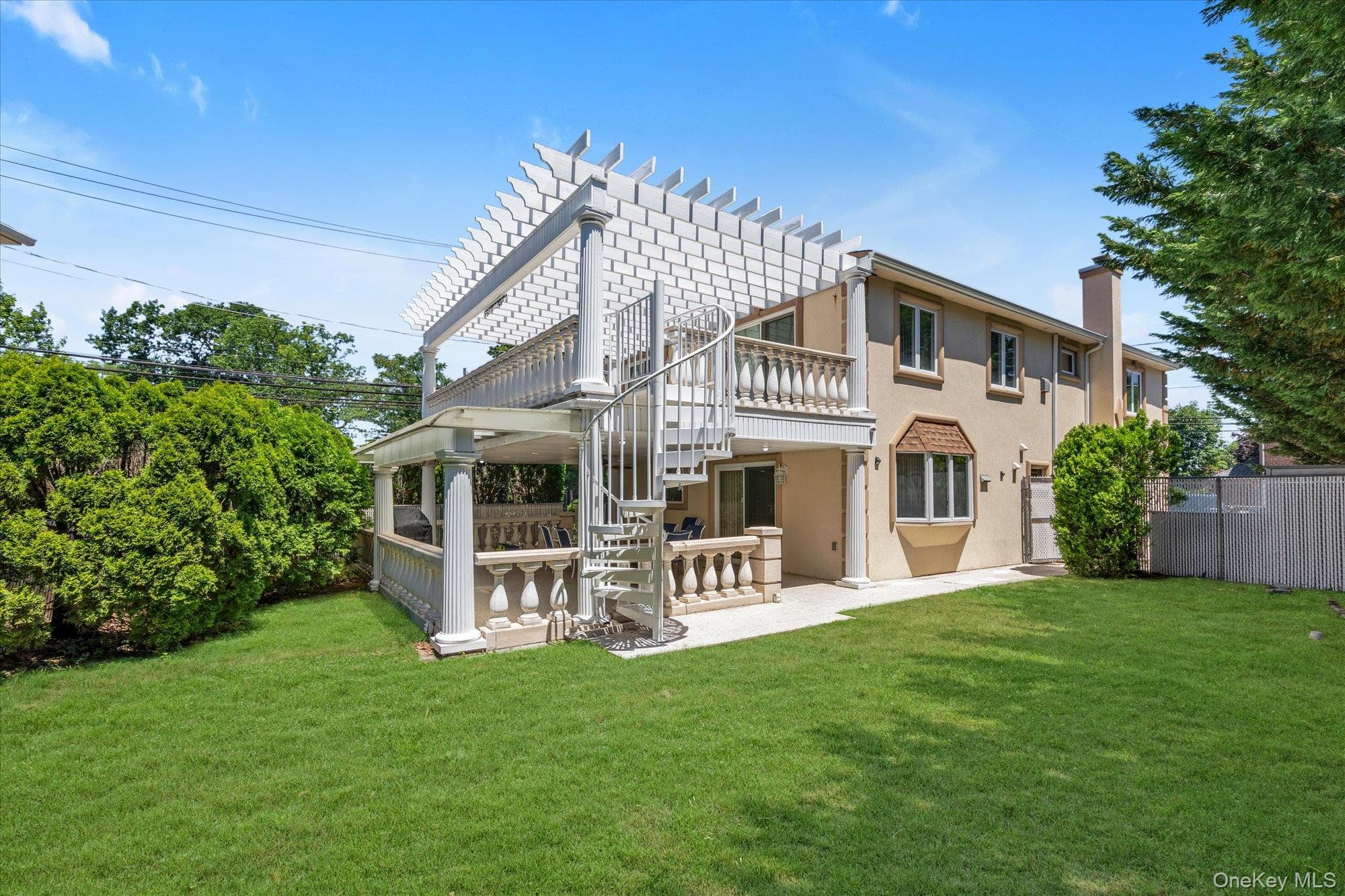 330 Bayville Avenue thumbnail 19