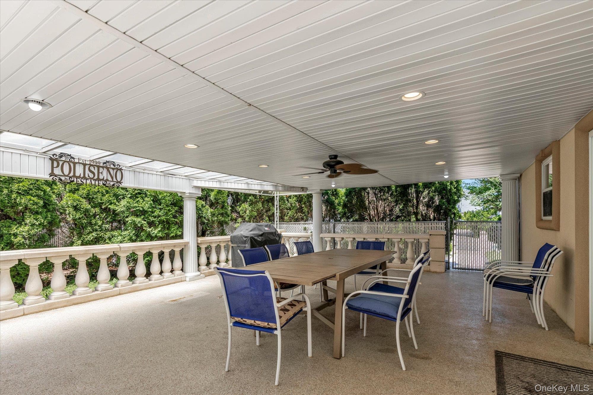 330 Bayville Avenue thumbnail 18