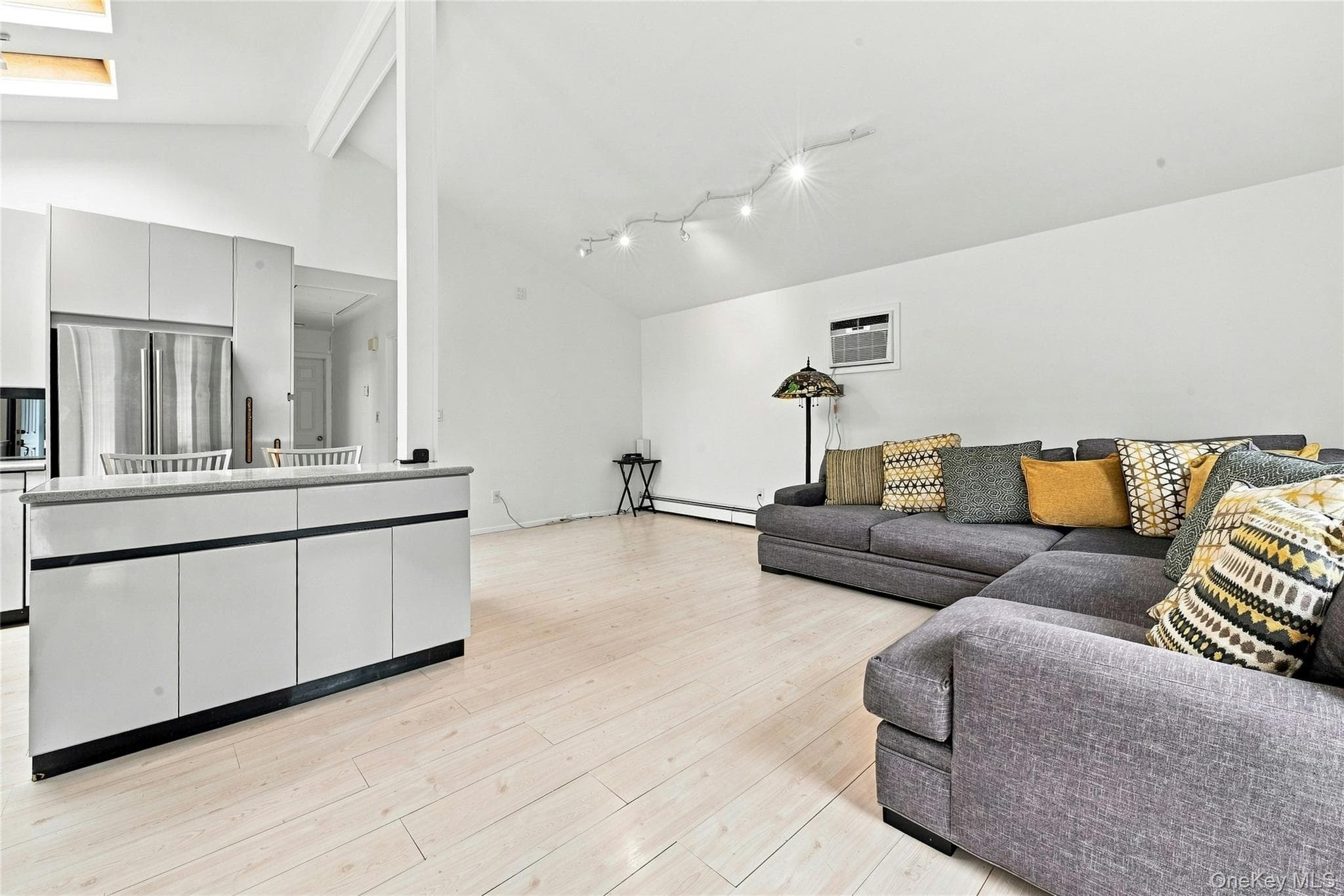 128 Walnut Road thumbnail 3