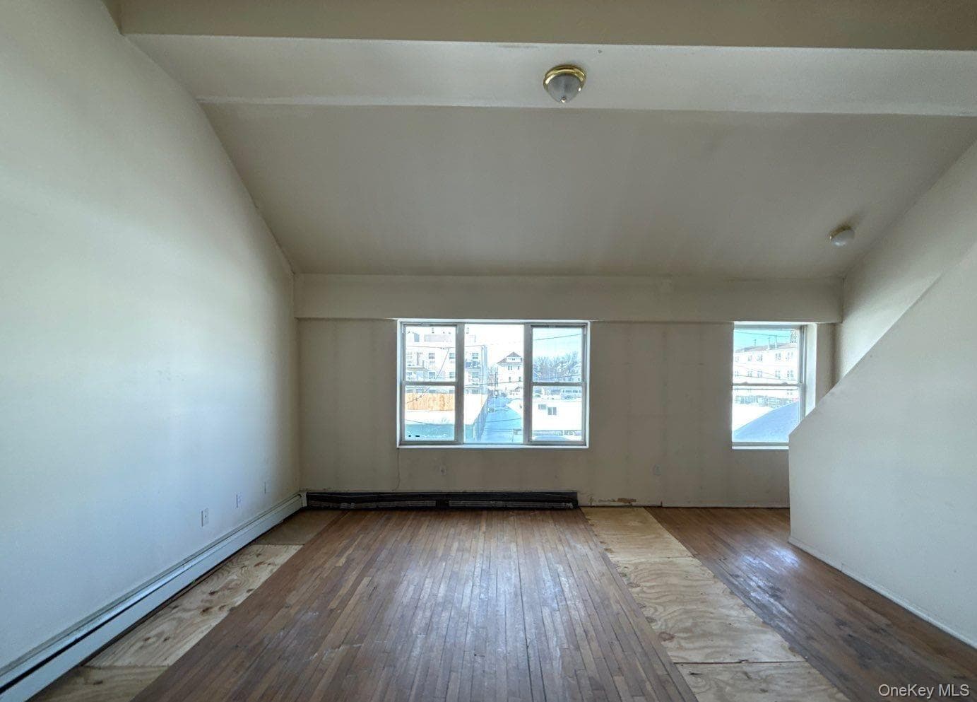 160 Beach 30th Street thumbnail 4