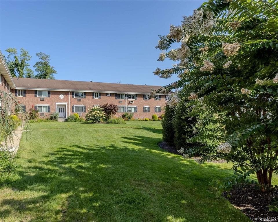 200 Merrick Road Unit: F thumbnail 35