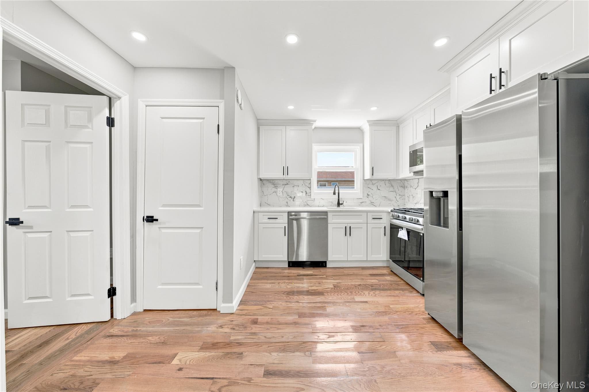 13714 Bedell Street thumbnail 10