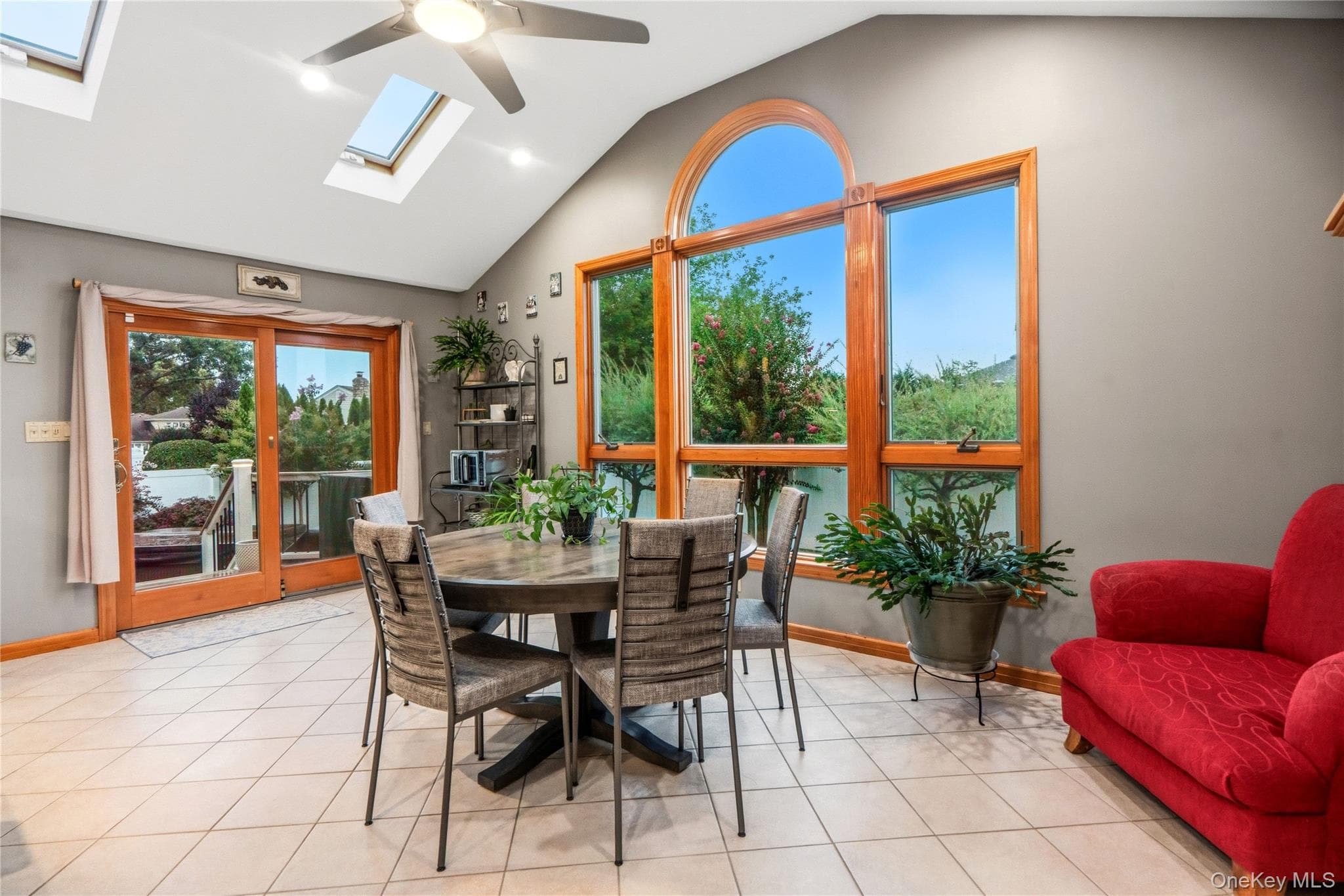 118 Chester Avenue thumbnail 17