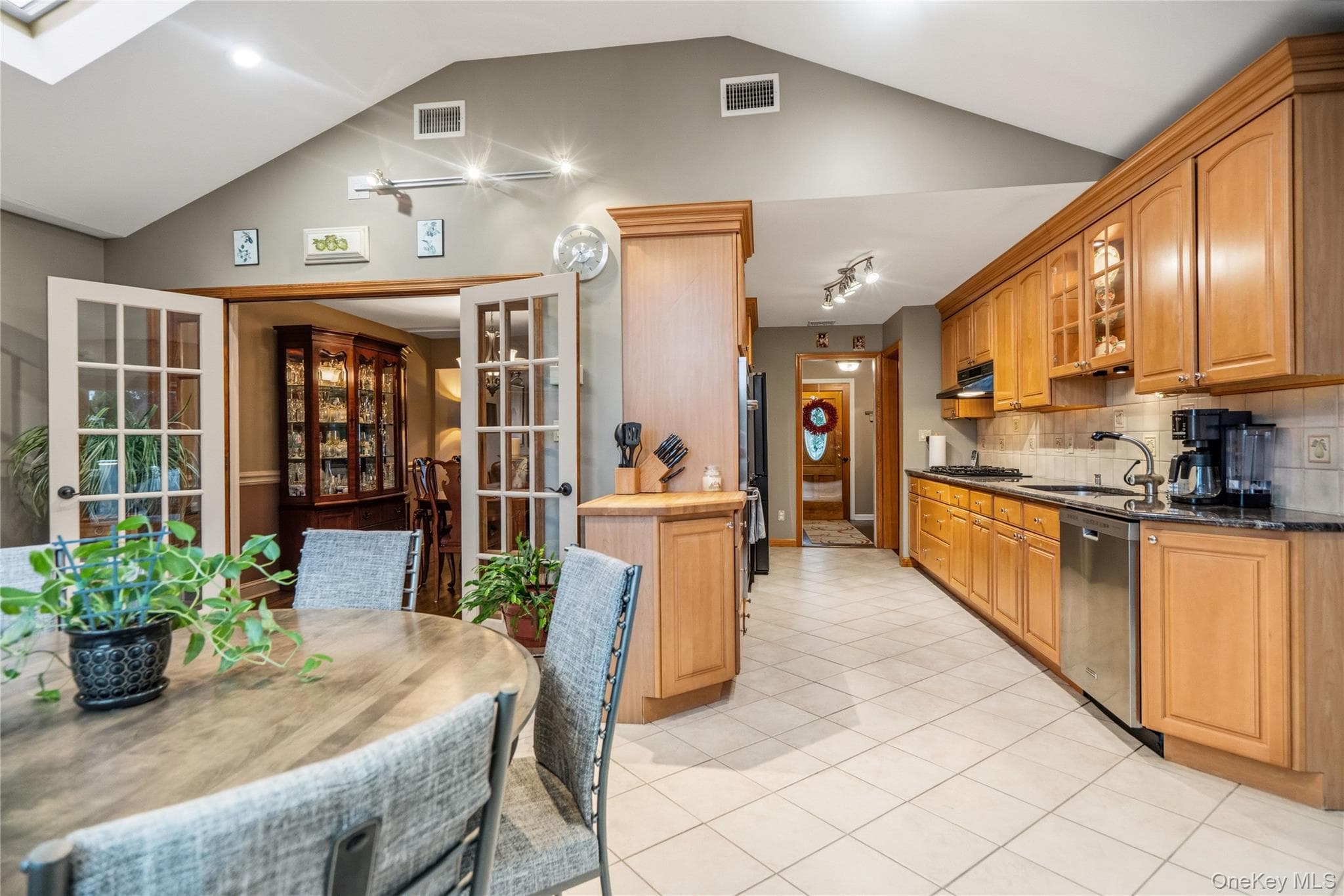 118 Chester Avenue thumbnail 20