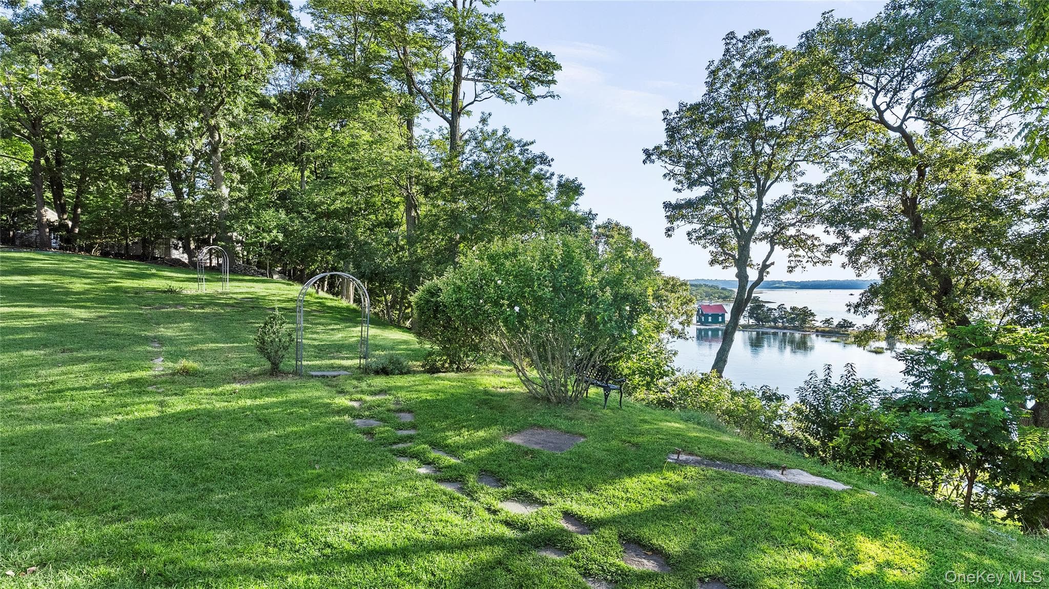 11 Arbutus Lane thumbnail 29