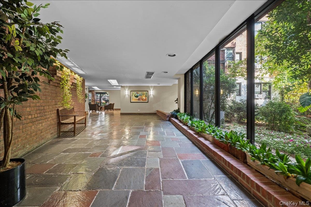 3635 Johnson Avenue Unit: 6H thumbnail 3