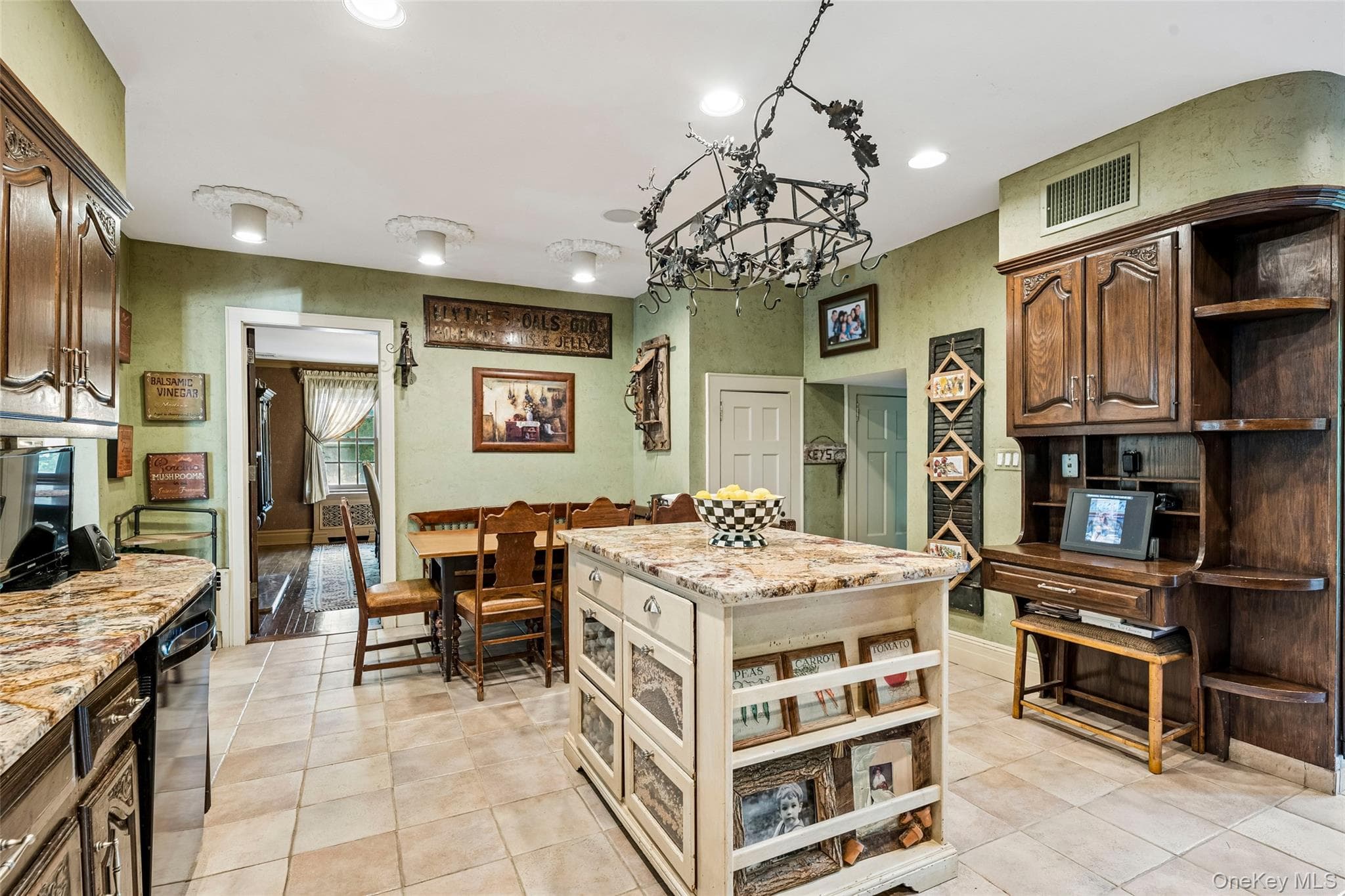 1325 Harbor Road thumbnail 9