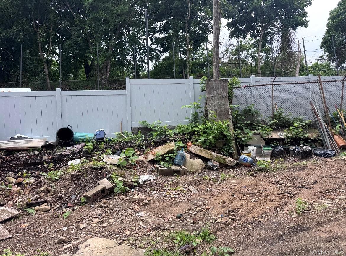 88 Granite Street photo 1