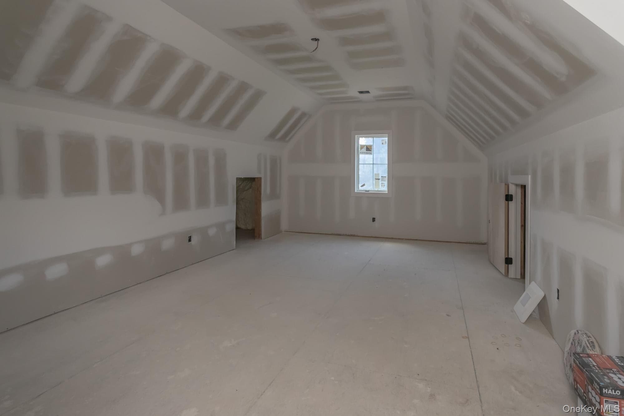 119 Ryerson Road thumbnail 15