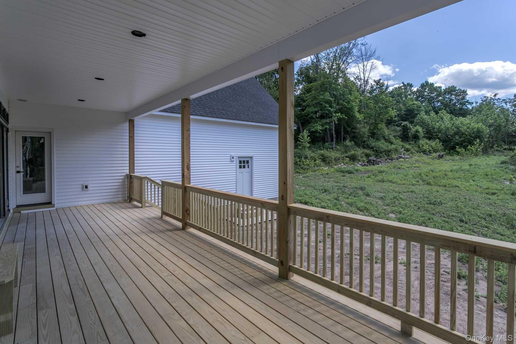 119 Ryerson Road thumbnail 32