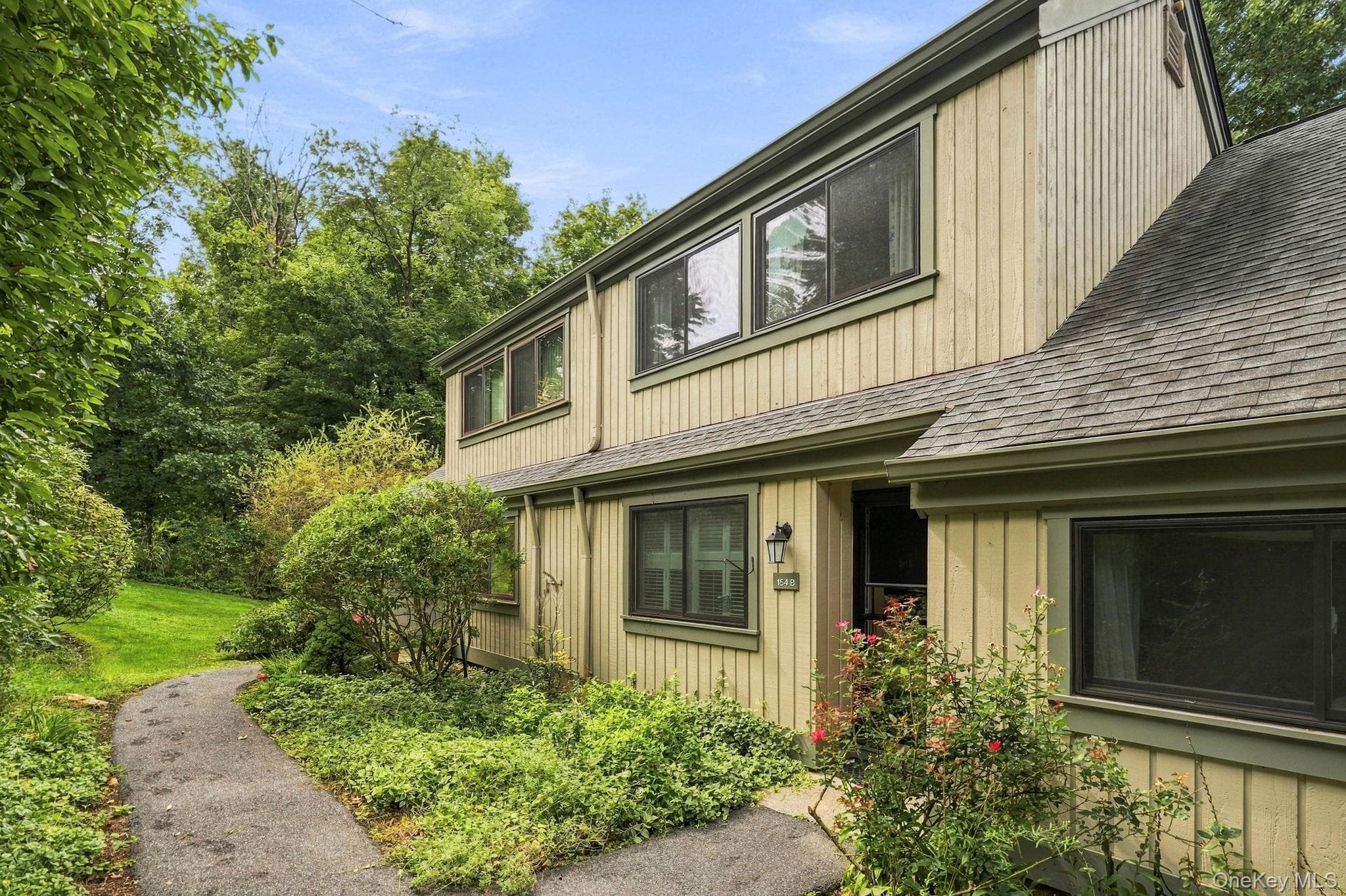 154 Heritage Hills Unit: B thumbnail 2