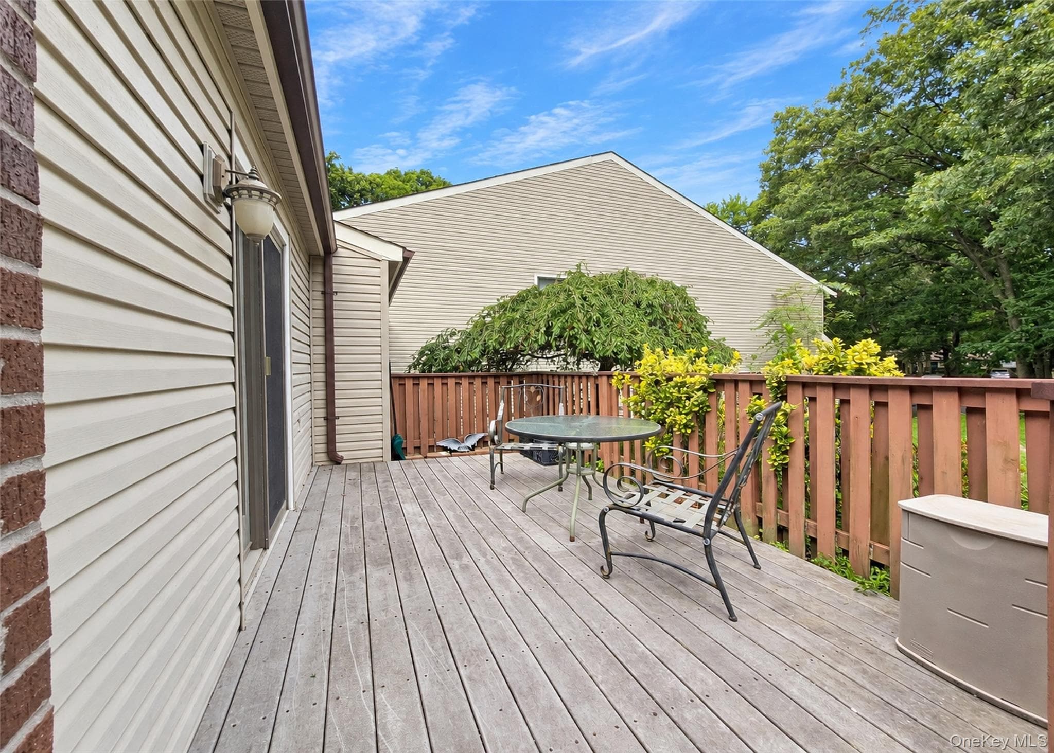 810 Woodland Court thumbnail 17