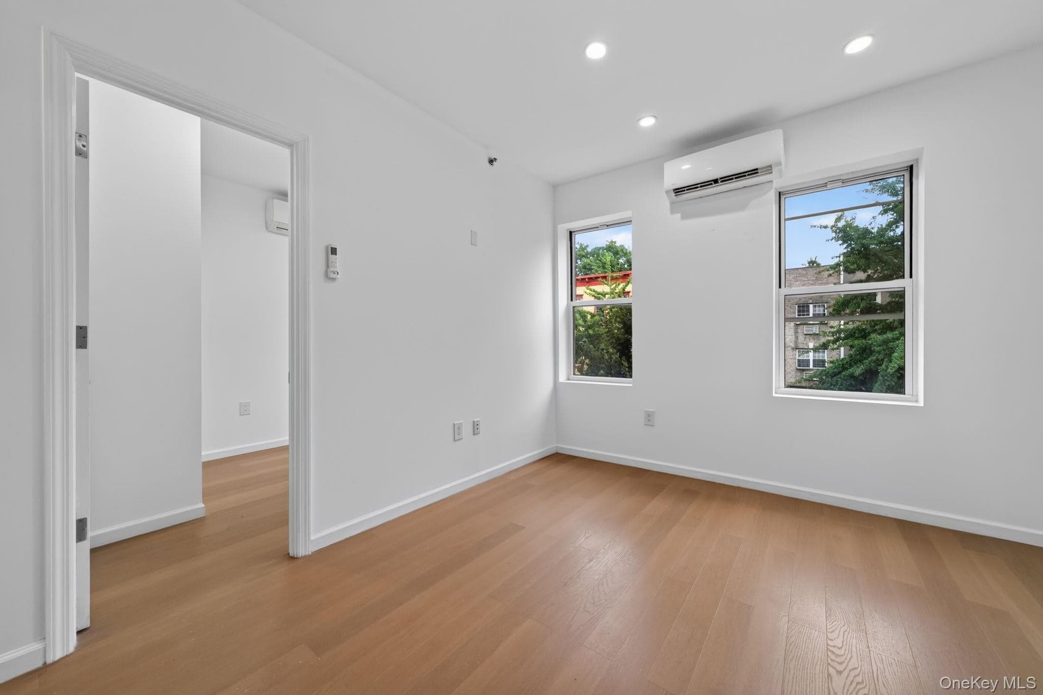 663 Macdonough Street thumbnail 11