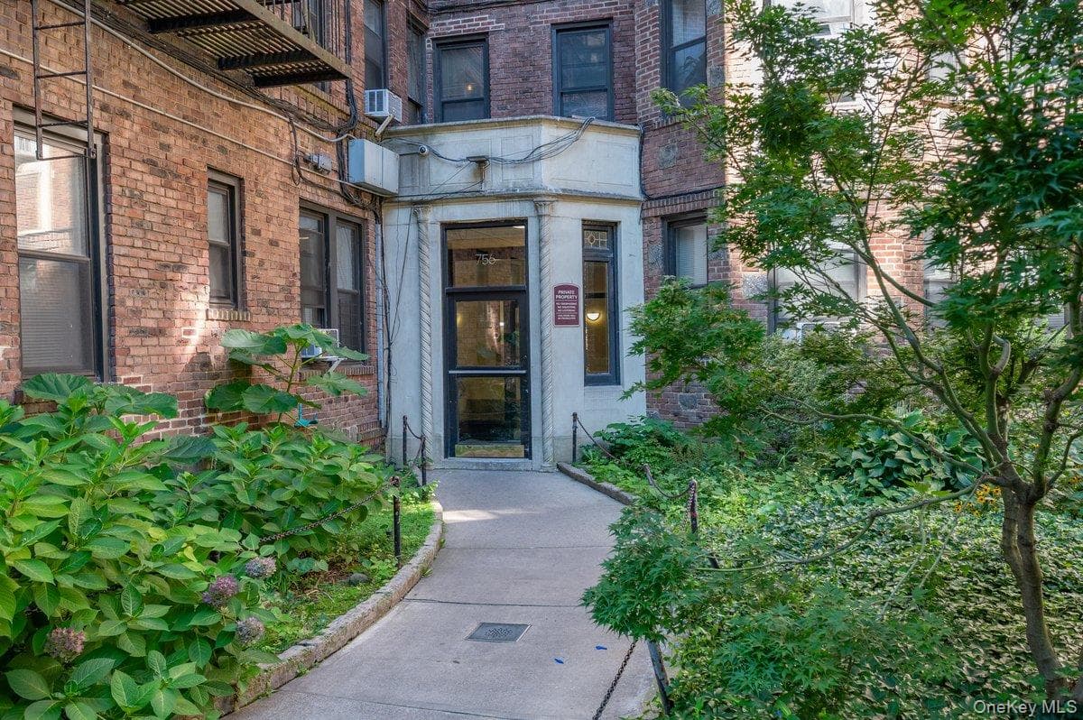 756 Brady Avenue Unit: 609 thumbnail 2
