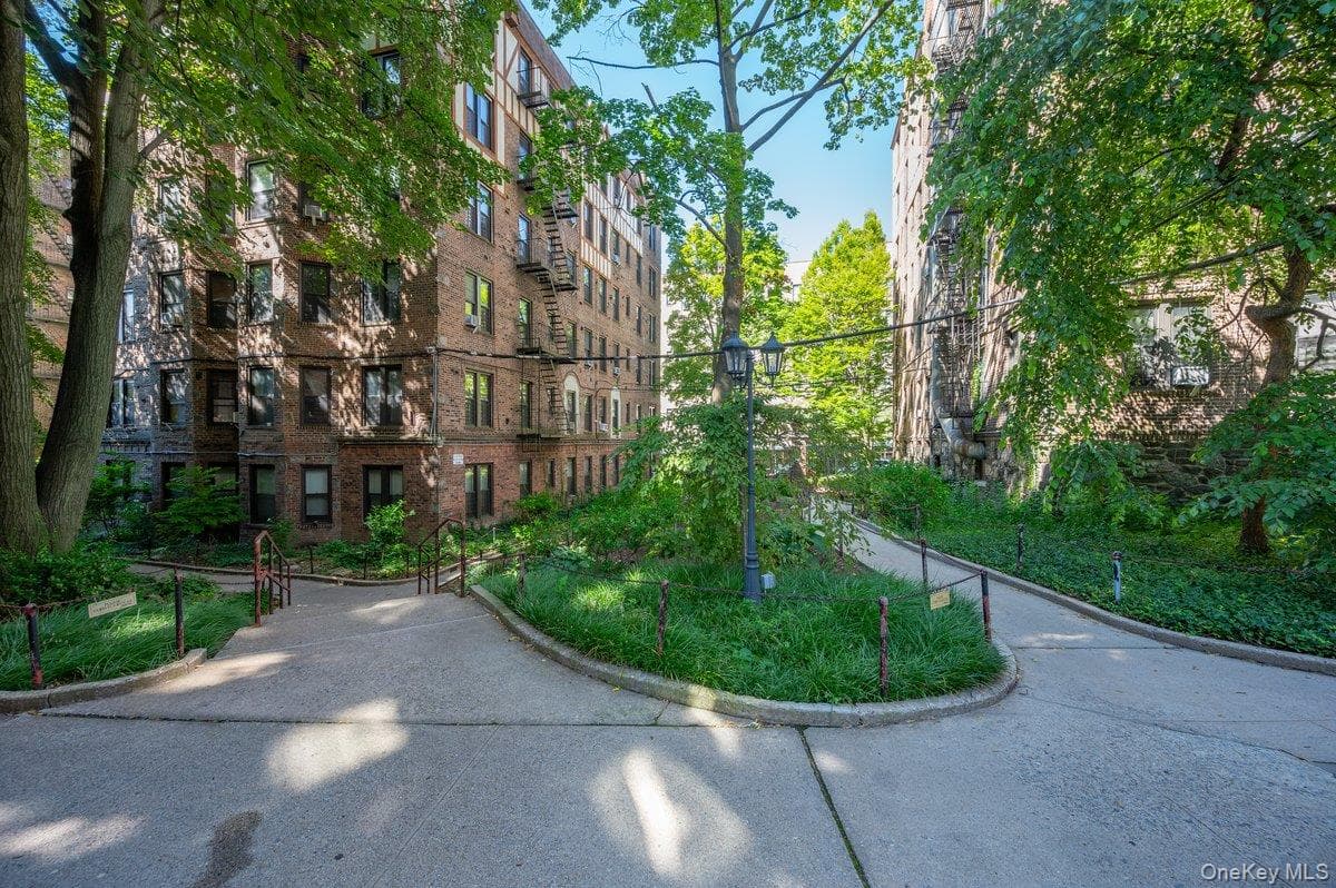 756 Brady Avenue Unit: 609 thumbnail 3
