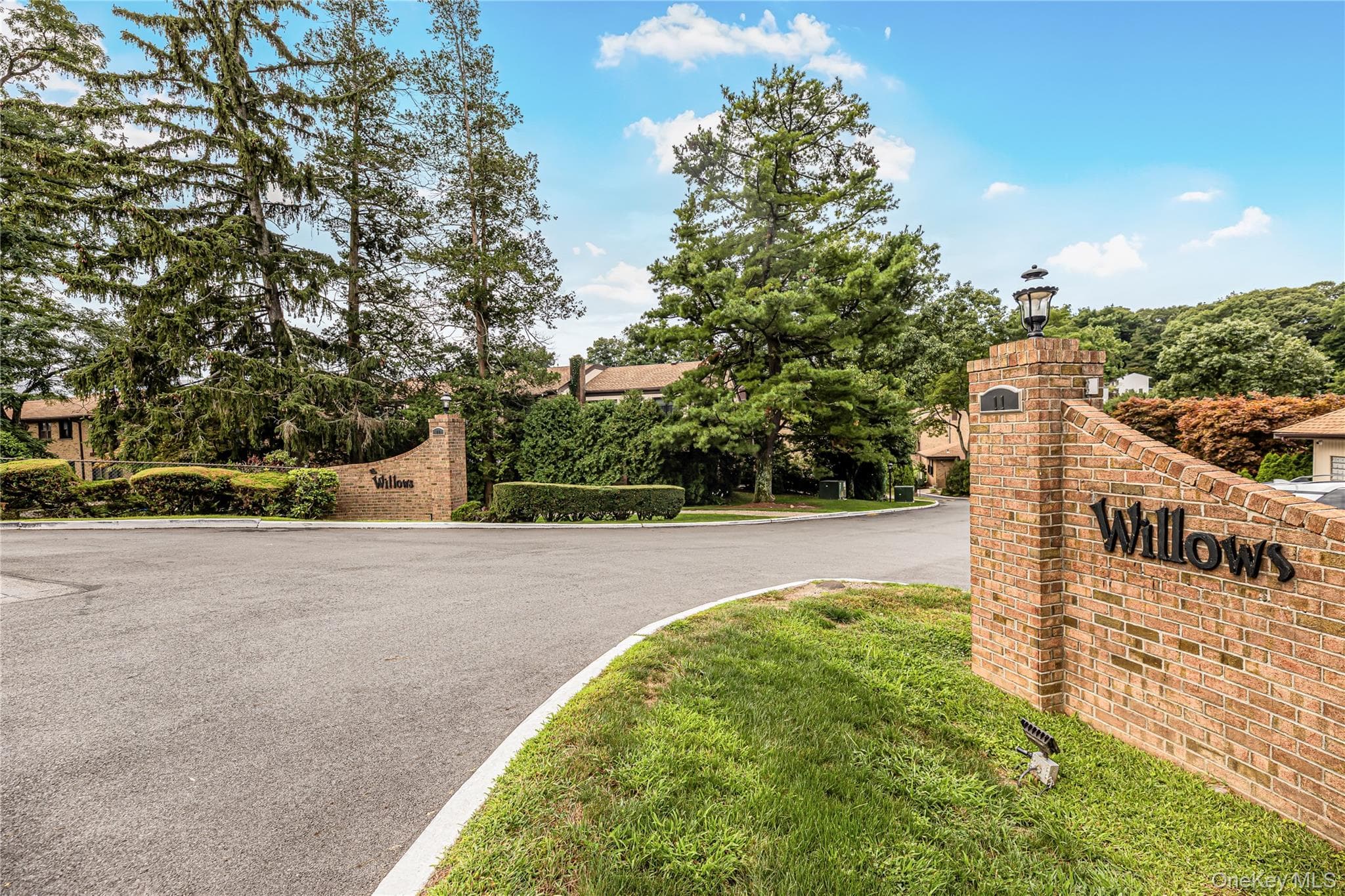11 Jackson Avenue Unit: 27 thumbnail 3