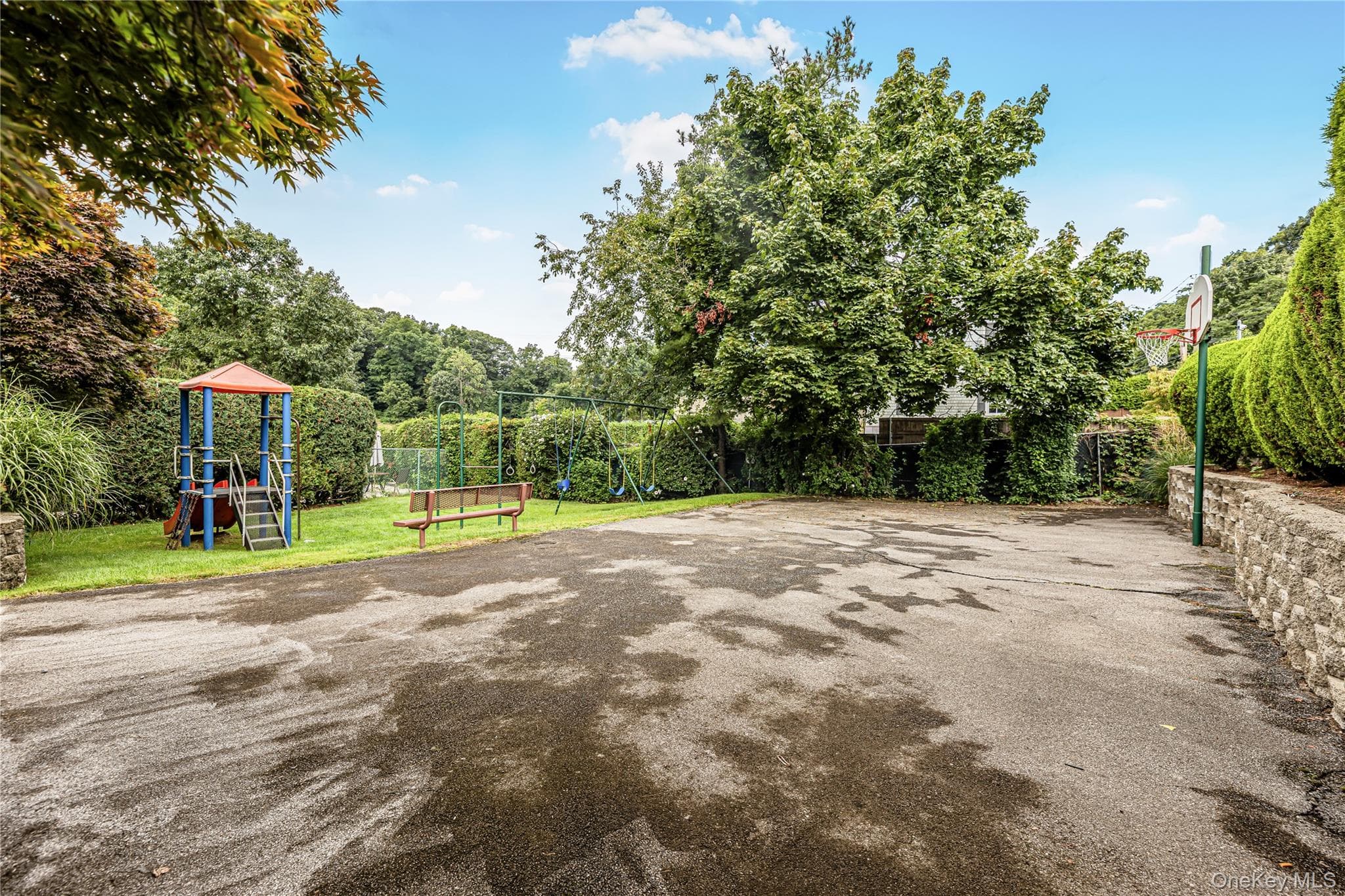 11 Jackson Avenue Unit: 27 thumbnail 27