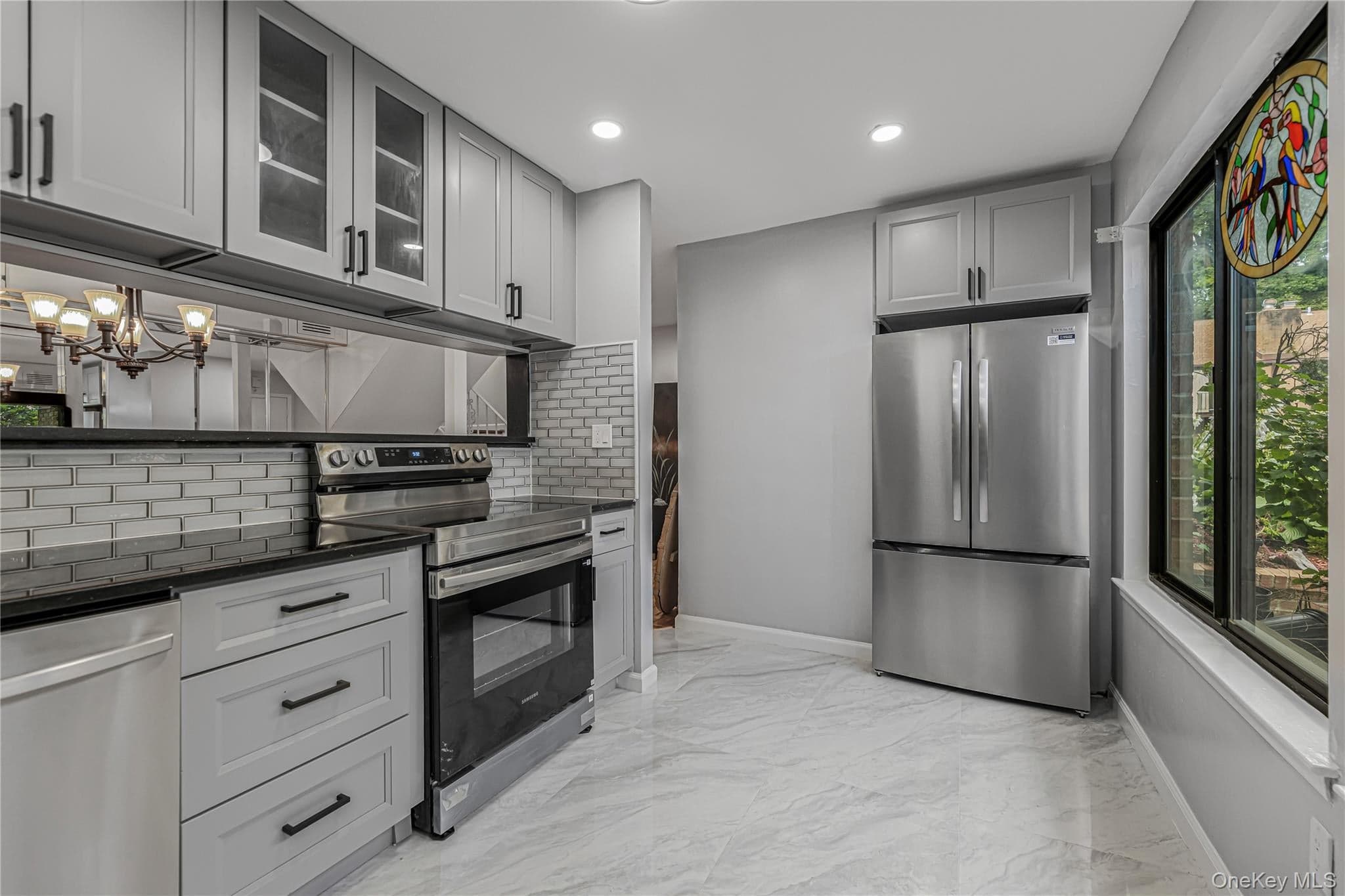 11 Jackson Avenue Unit: 27 thumbnail 7