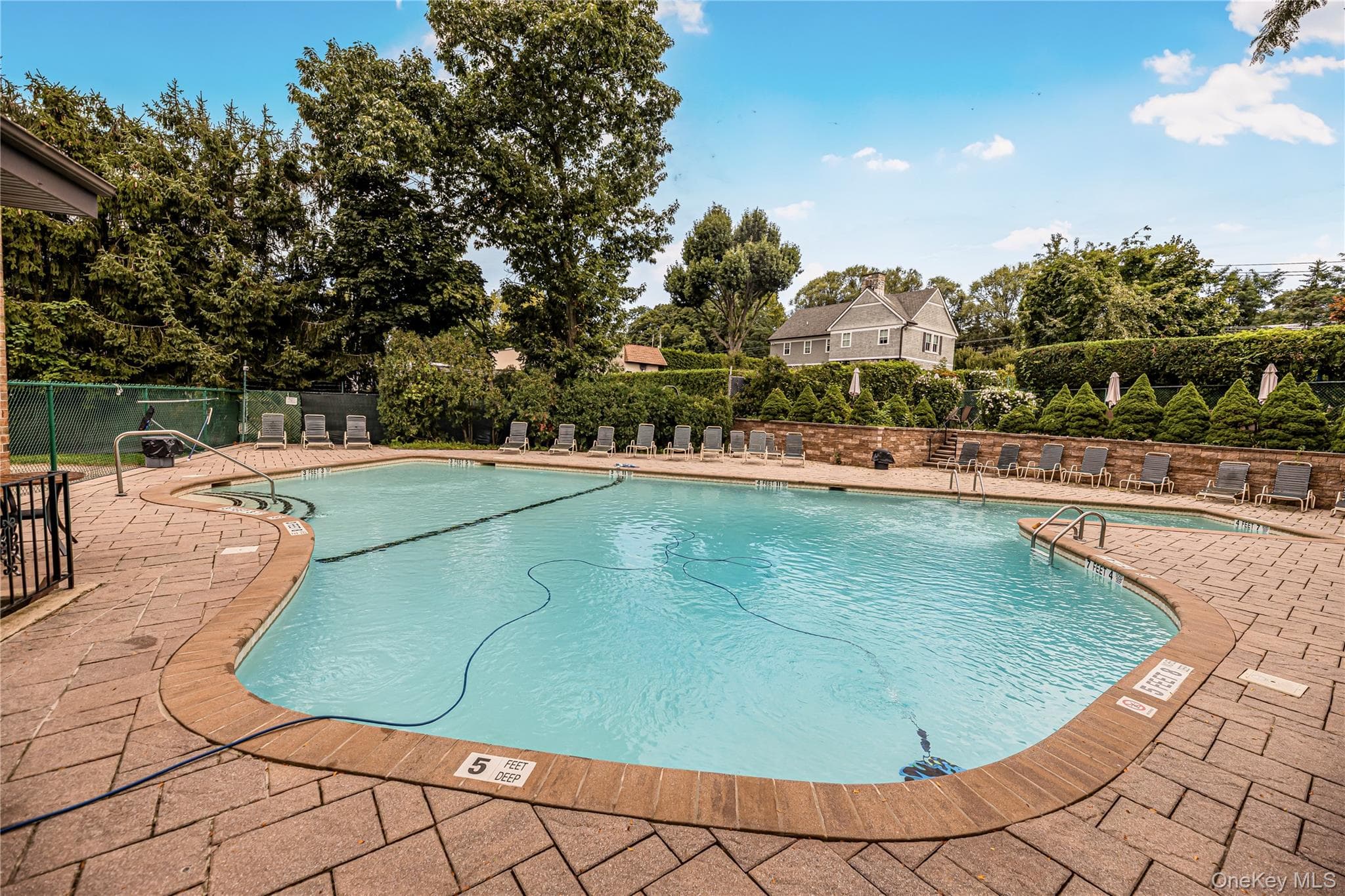 11 Jackson Avenue Unit: 27 thumbnail 25