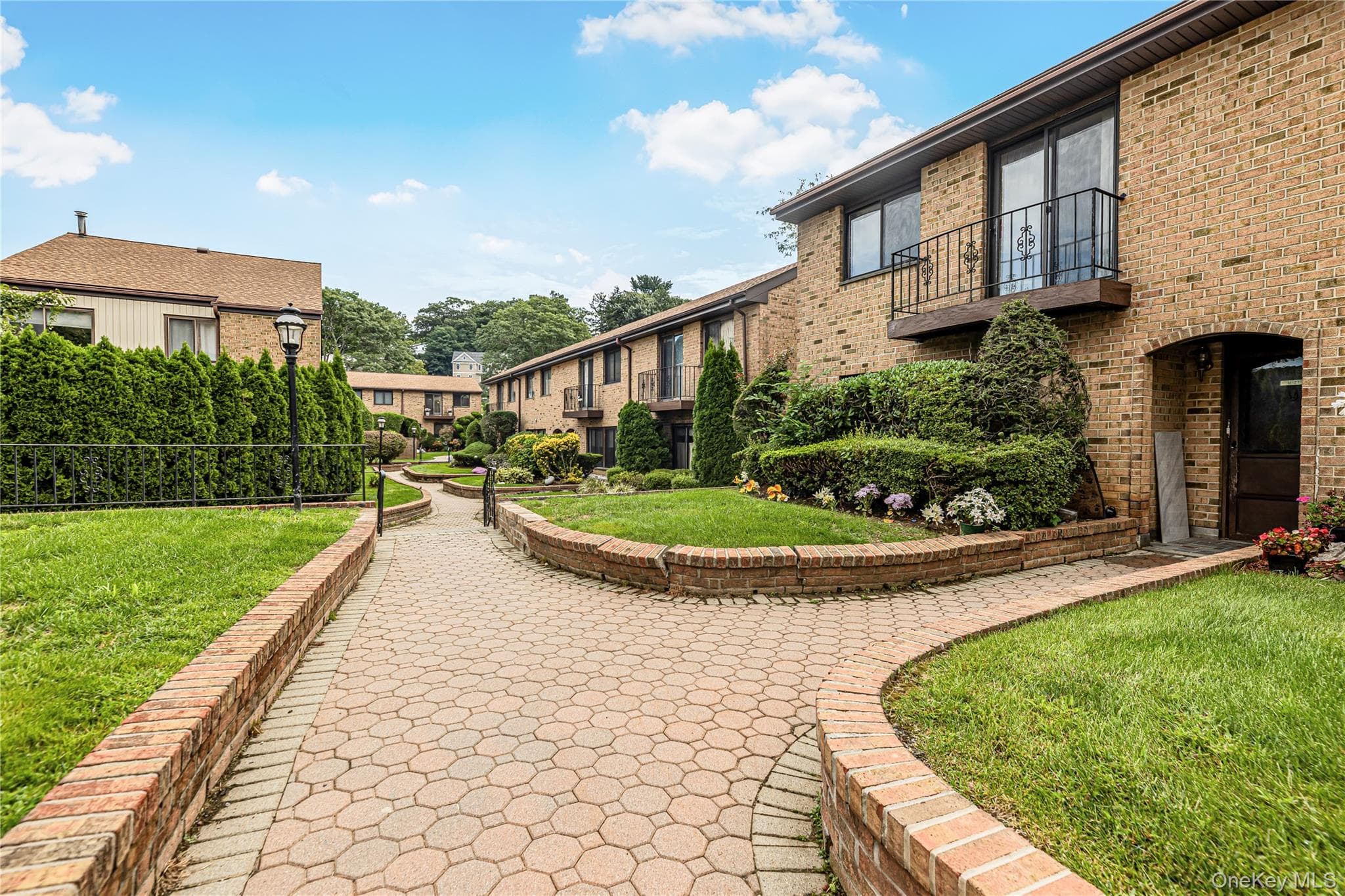 11 Jackson Avenue Unit: 27 thumbnail 32