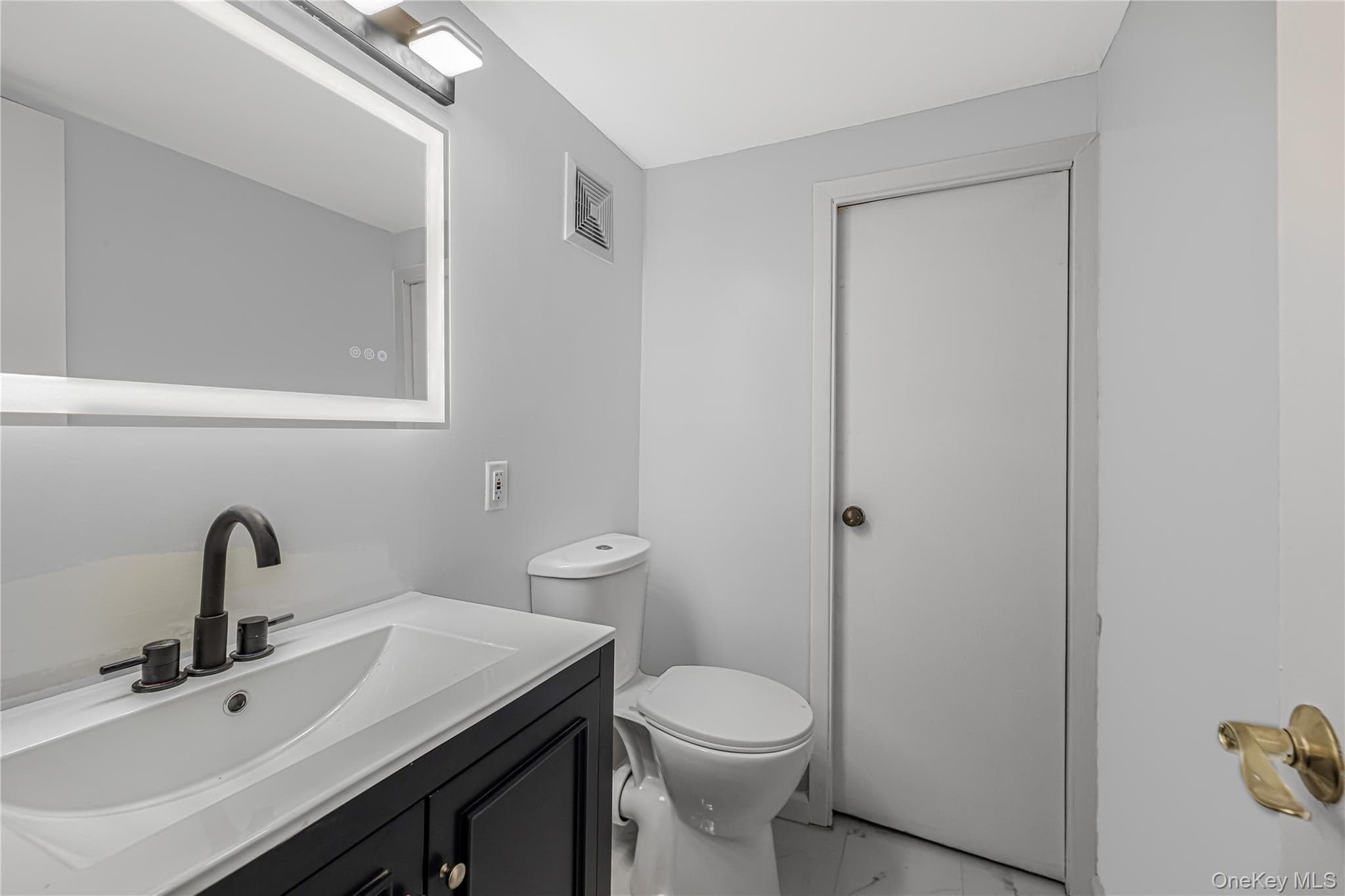 11 Jackson Avenue Unit: 27 thumbnail 11