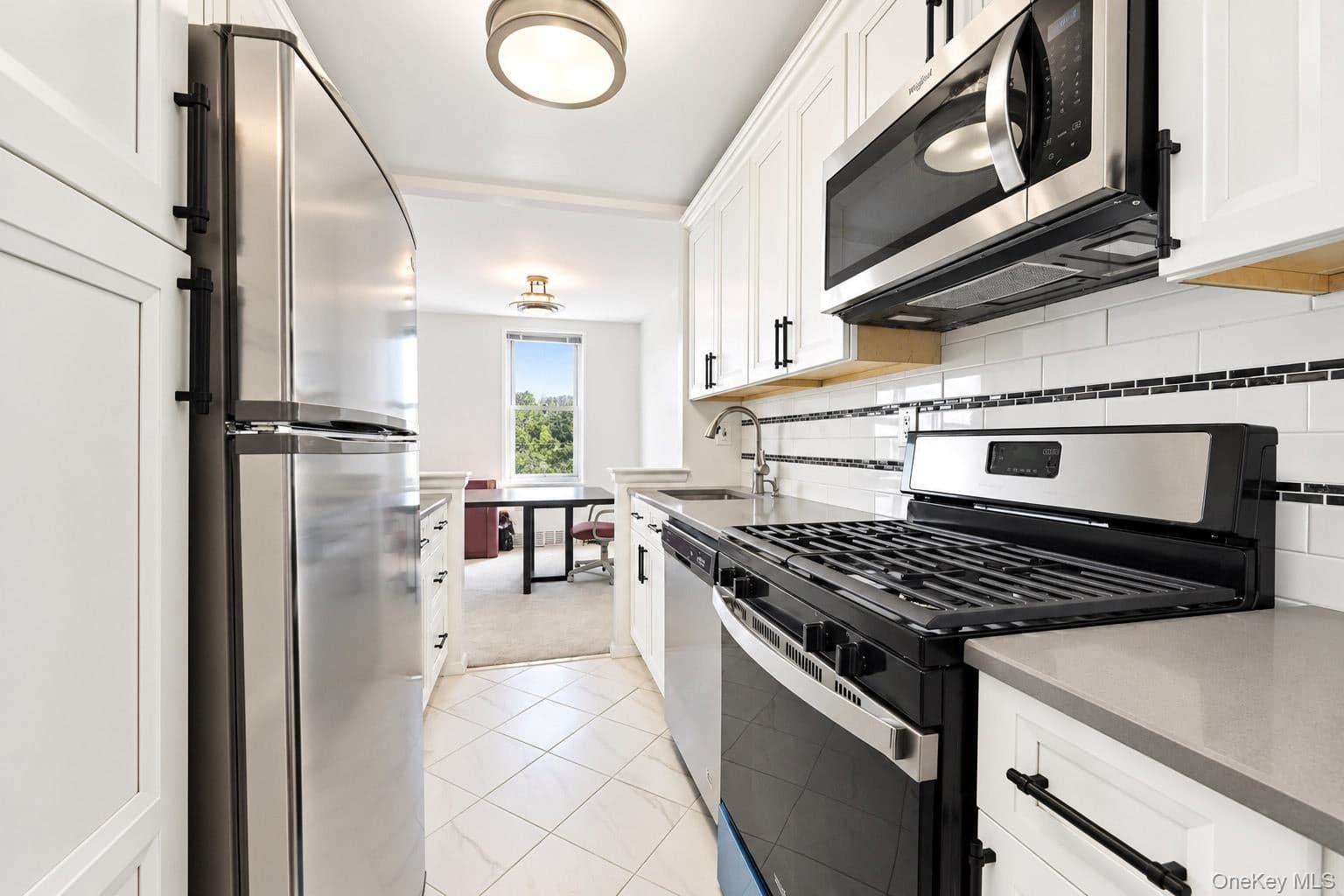 245 Rumsey Road Unit: 8R thumbnail 13