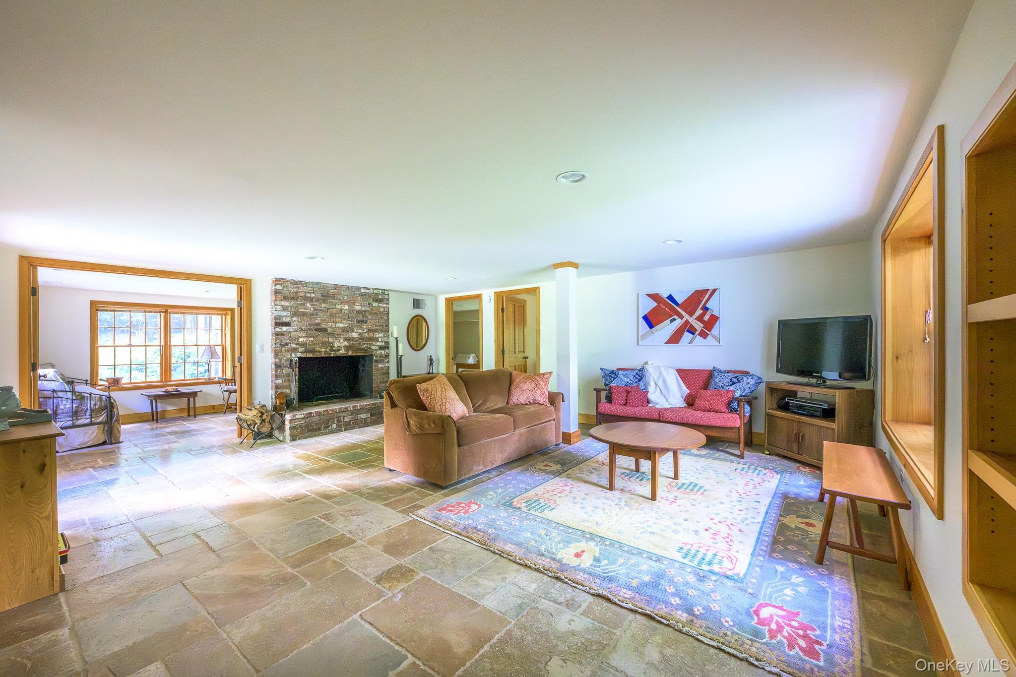 219 Roche Drive thumbnail 21
