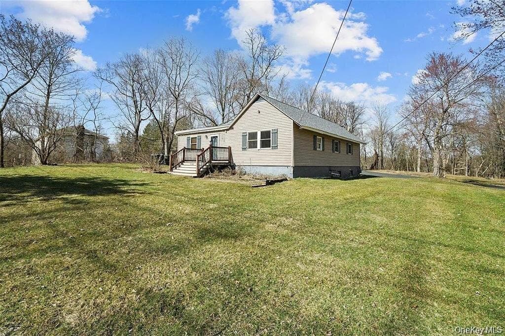 1535 Route 208 photo 1