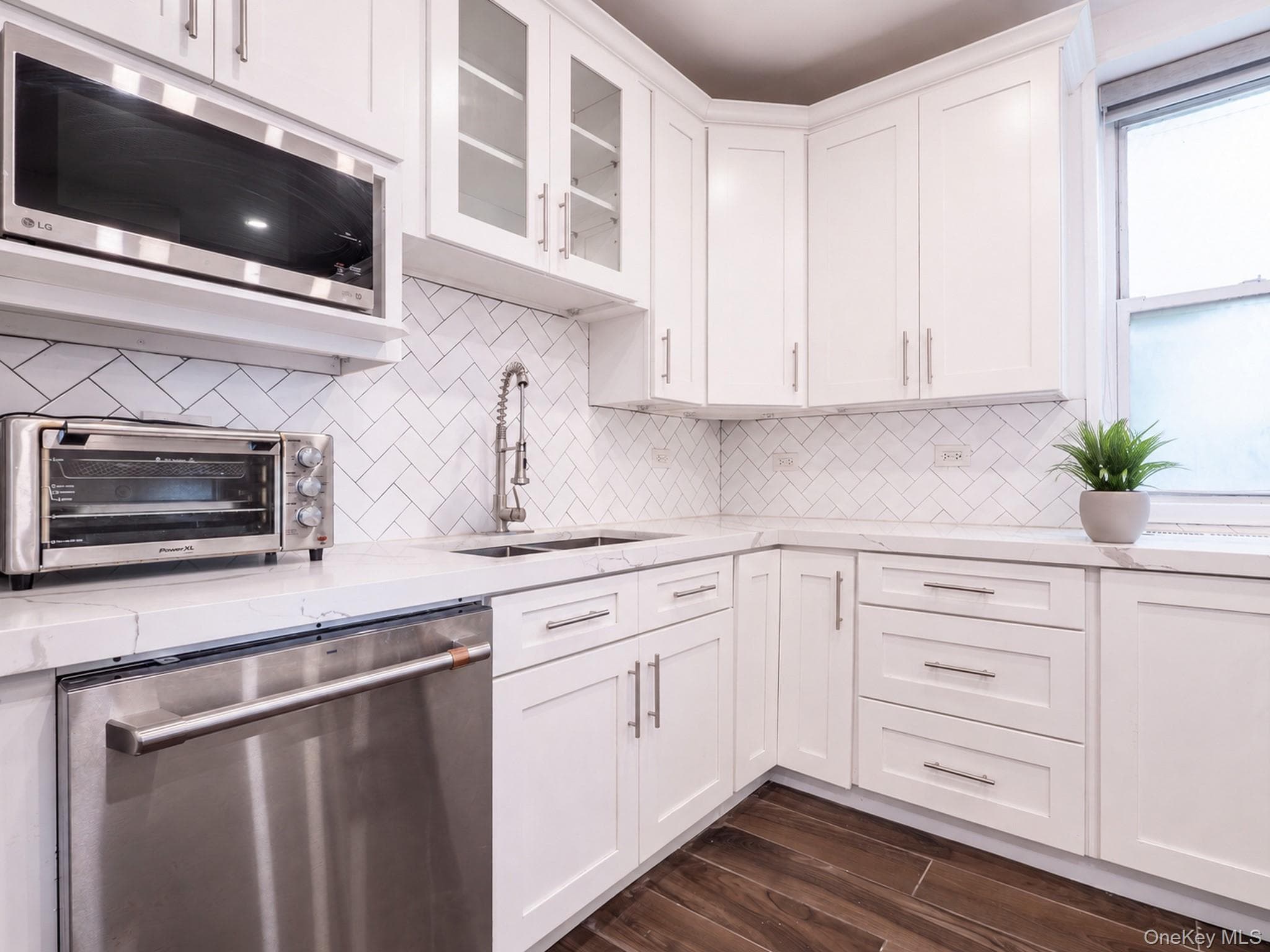 63-11 Queens Boulevard Unit: A-3 thumbnail 5