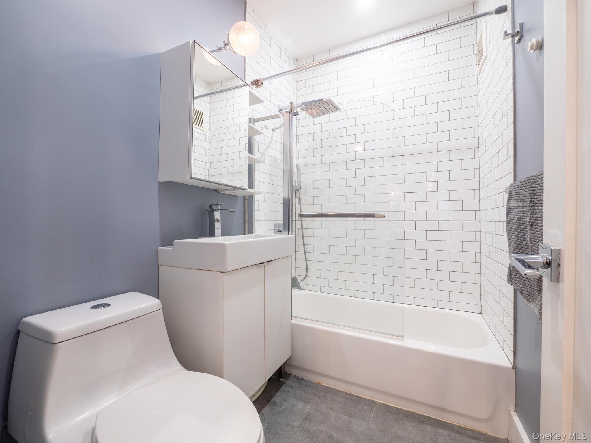 63-11 Queens Boulevard Unit: A-3 thumbnail 10