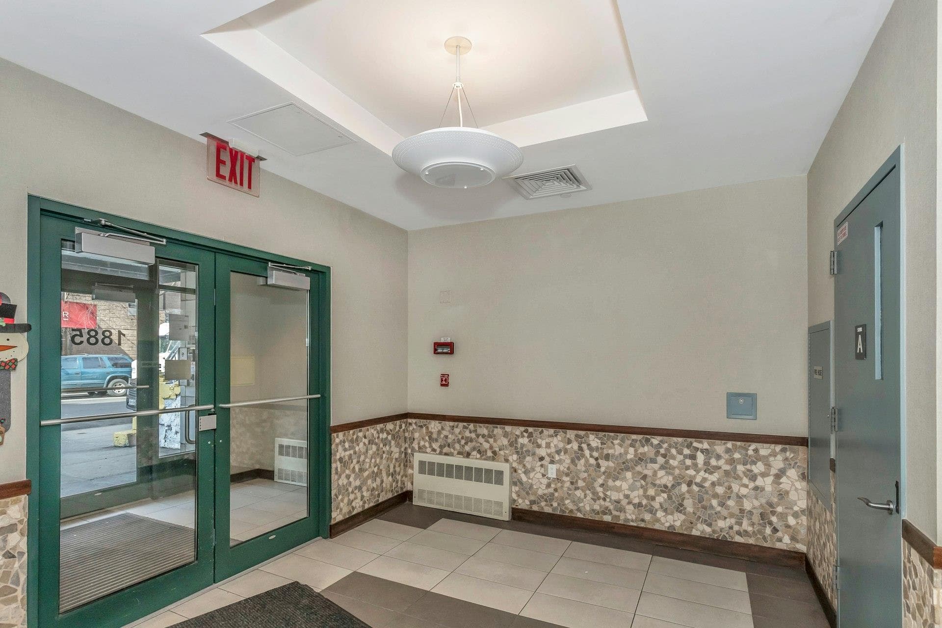 1885 Lexington Avenue Unit: 5B thumbnail 16